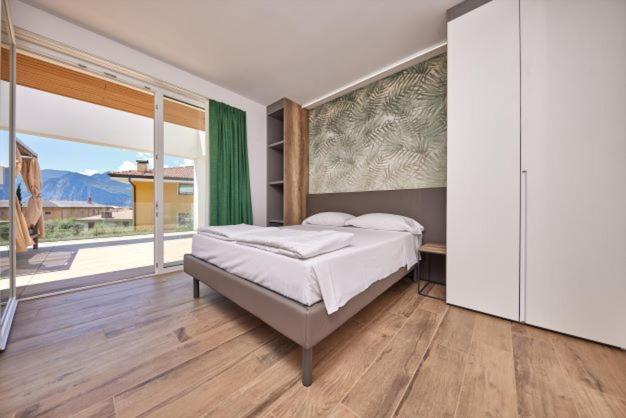 Deluxe Suite With Spa Bath