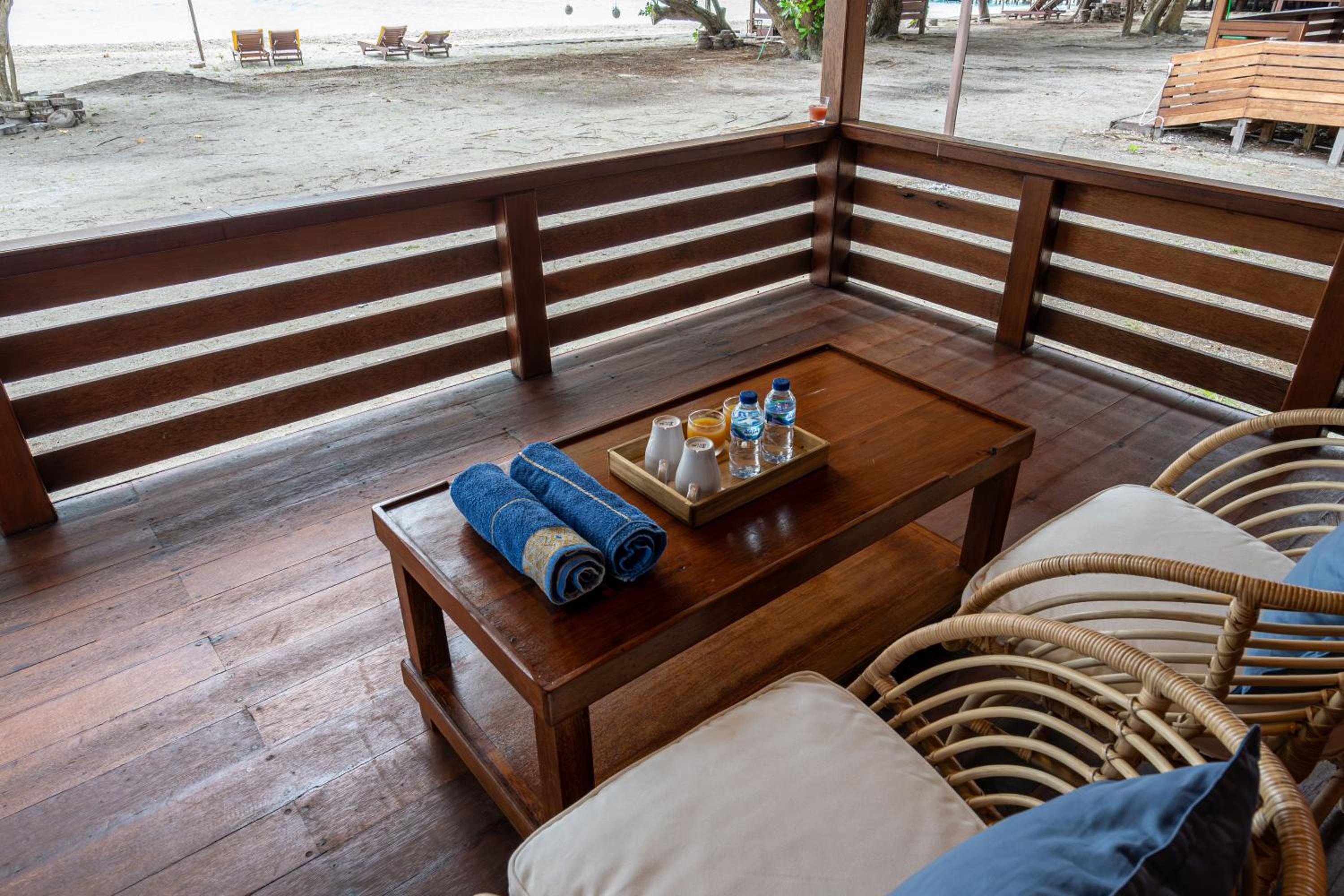 Deluxe Twin Room With Sea View photo 3