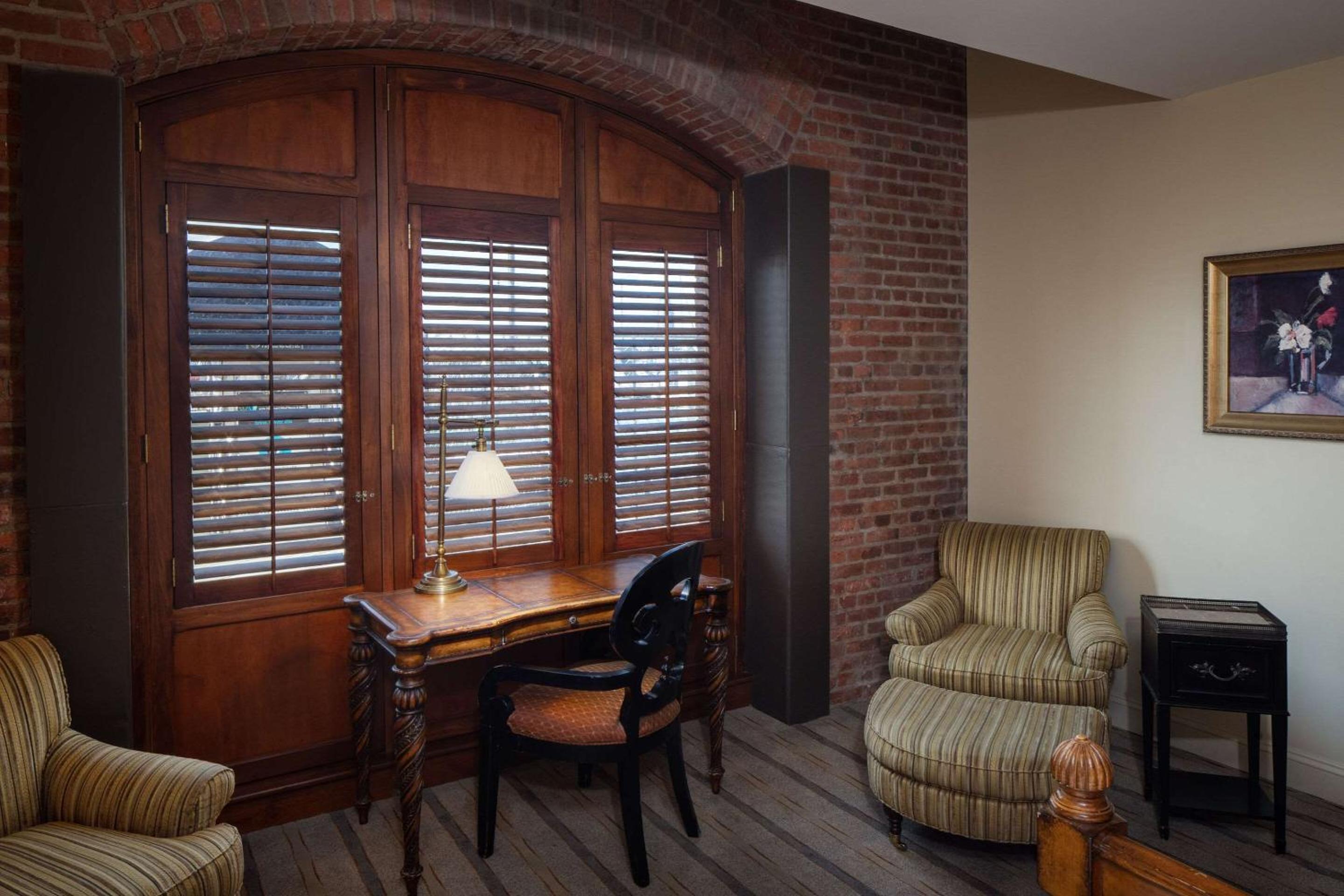 2 Queen Beds - Photo 3