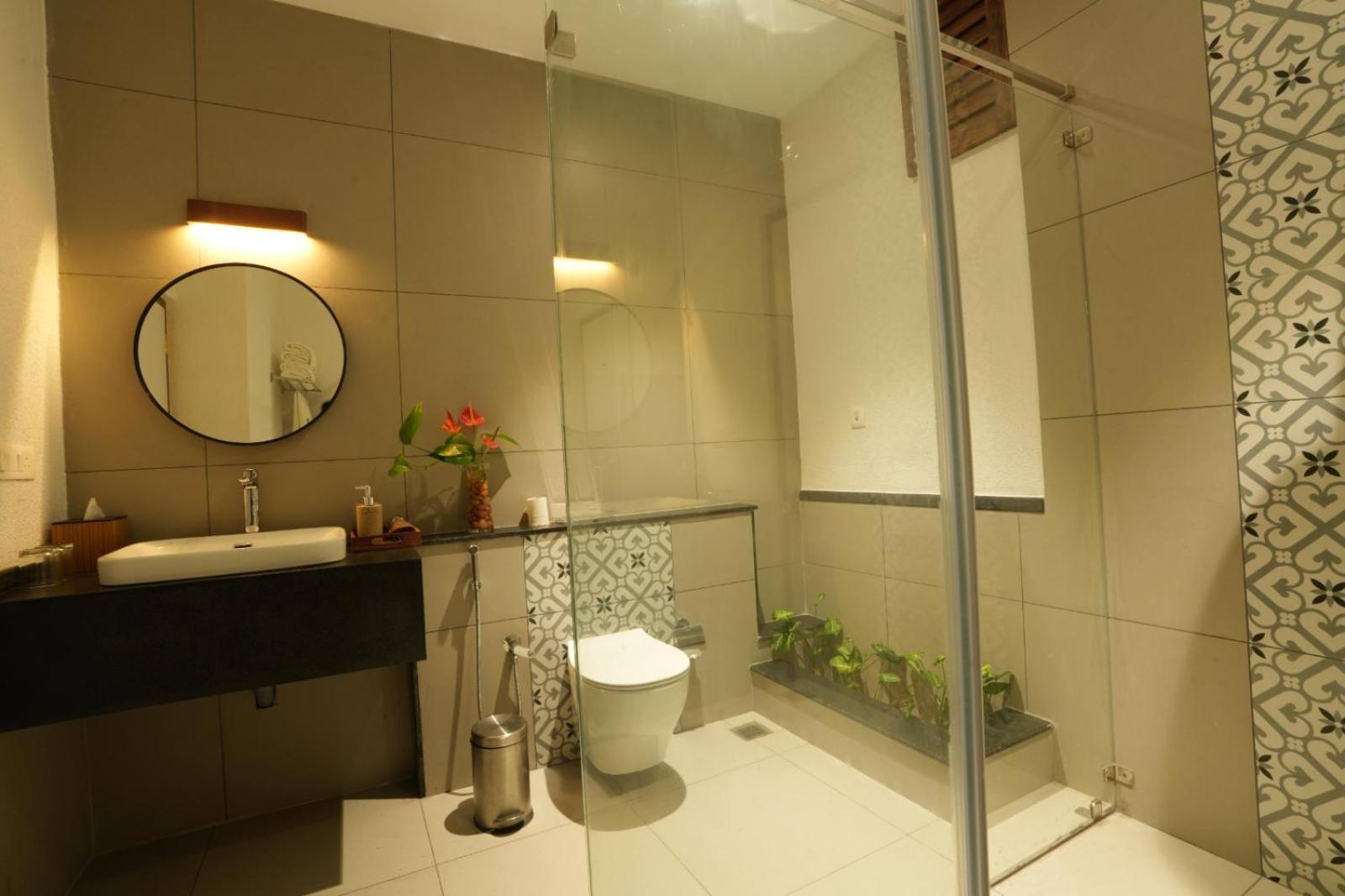 Suite - Photo 3