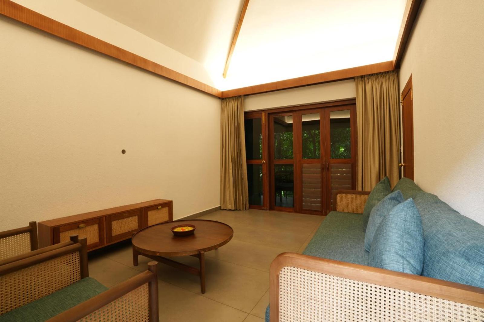 Suite - Photo 9