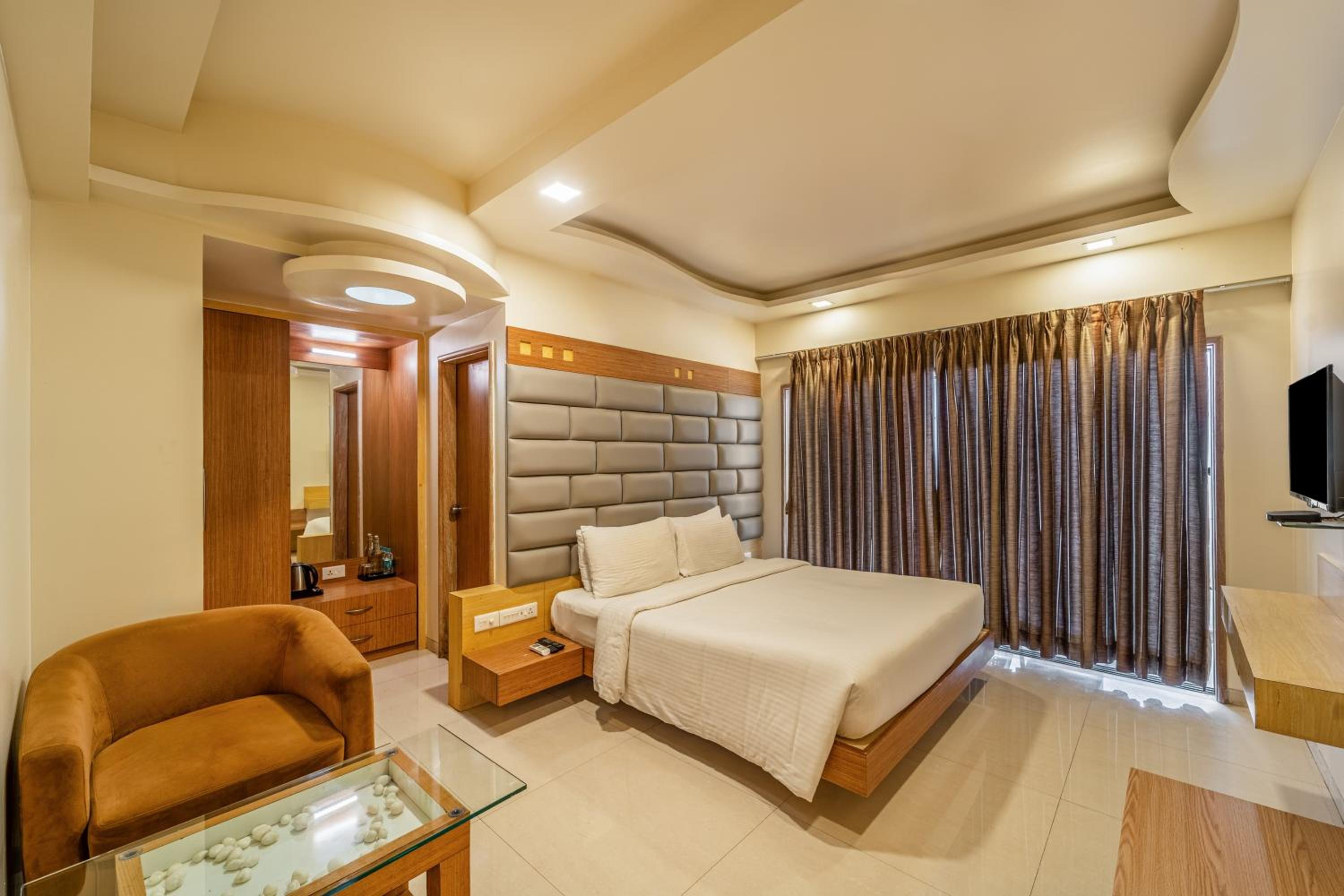 Premium room with Balcony photo 1
