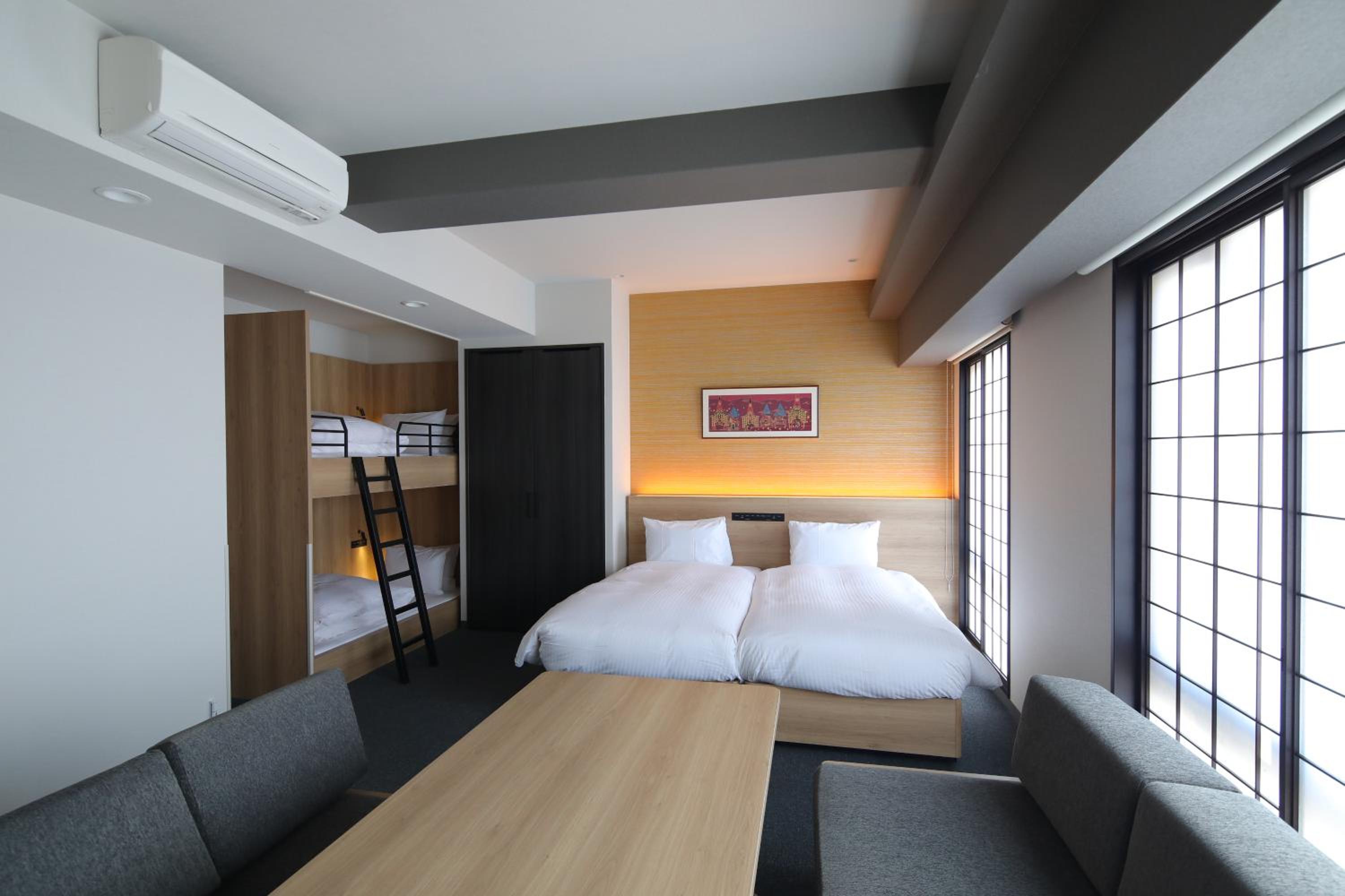 Deluxe Bunk Bed Room - Non-Smoking - Photo 1