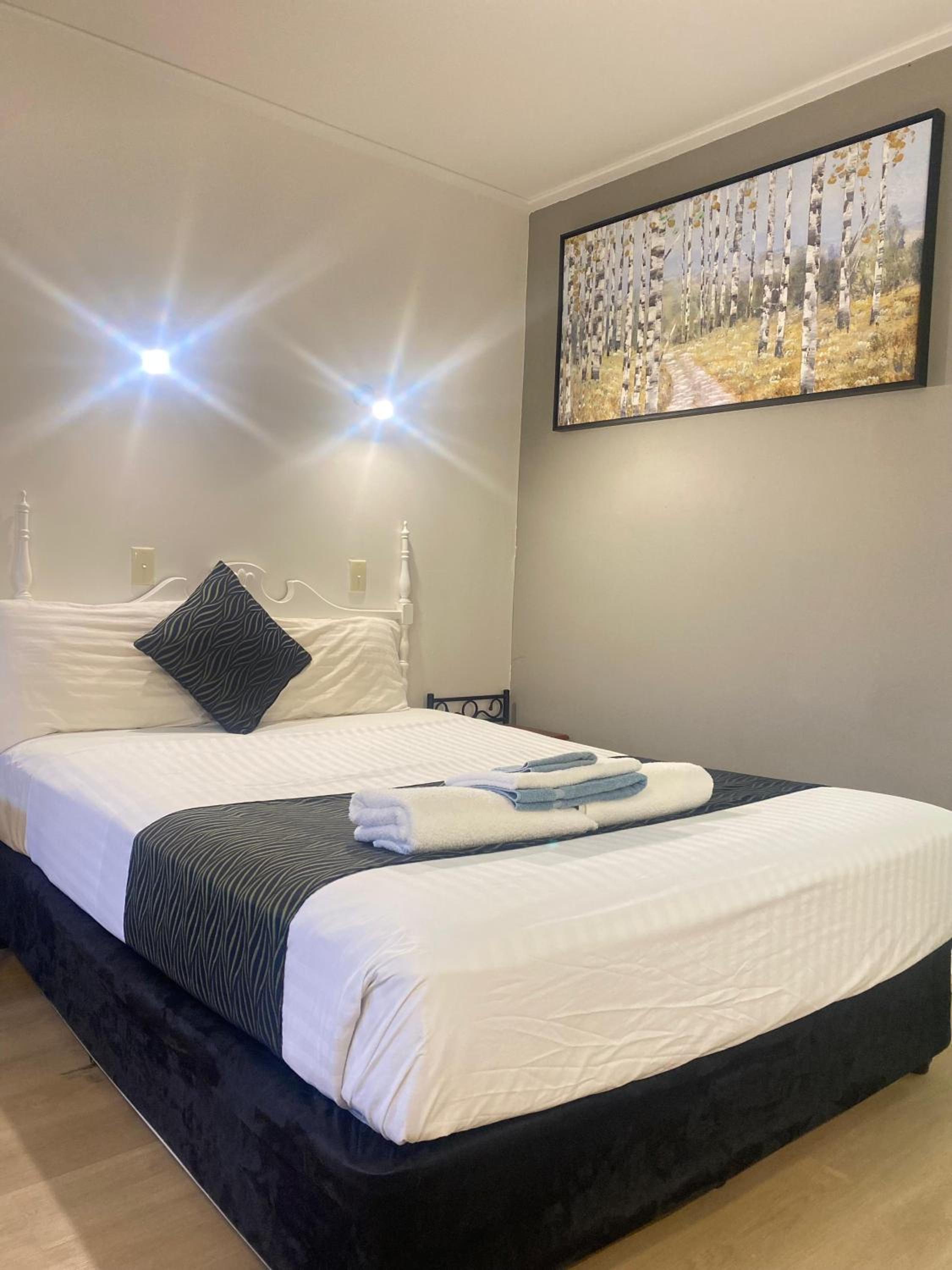 Budget Double or Twin Room photo 1