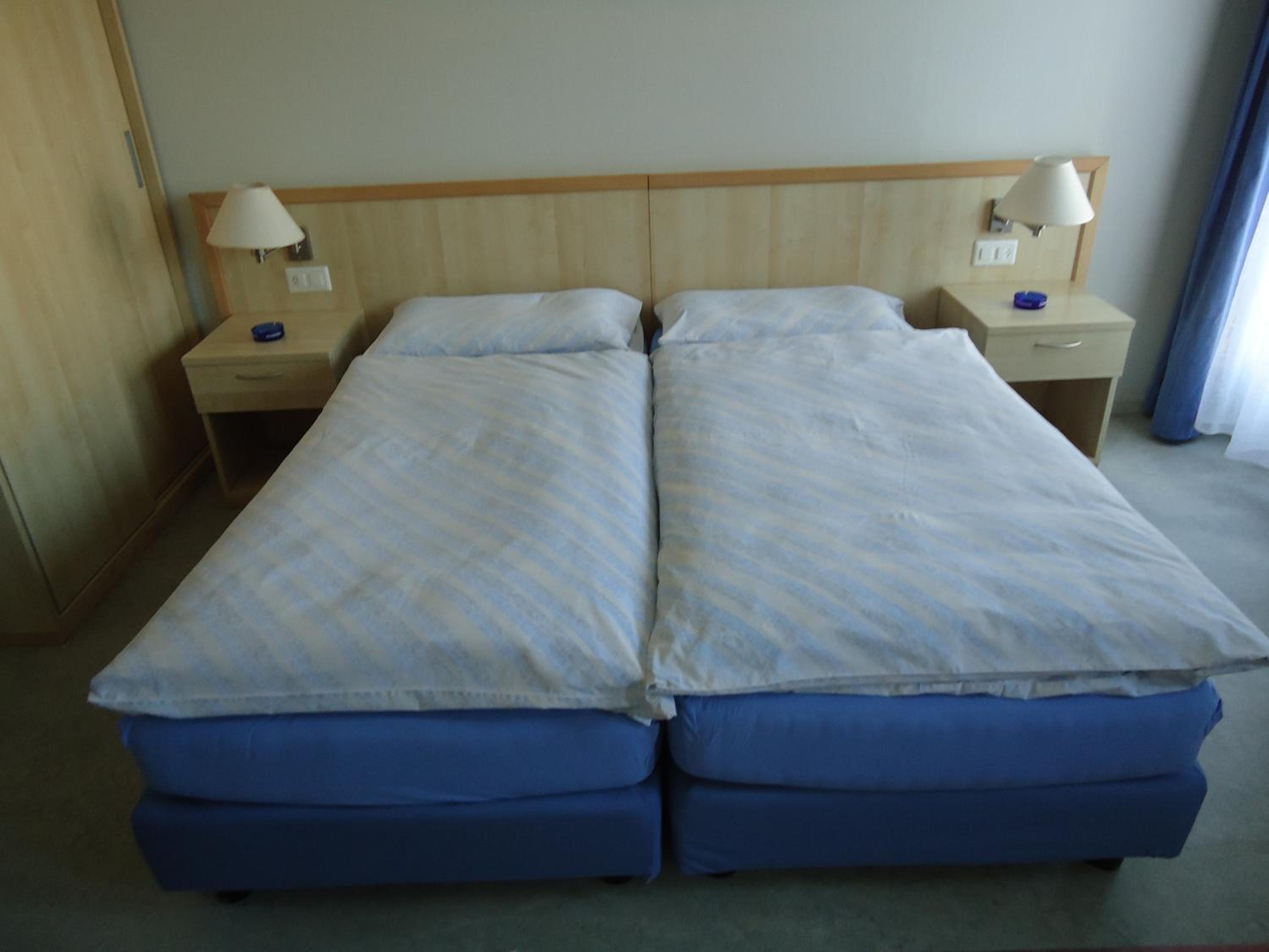 Double Room - Photo 11