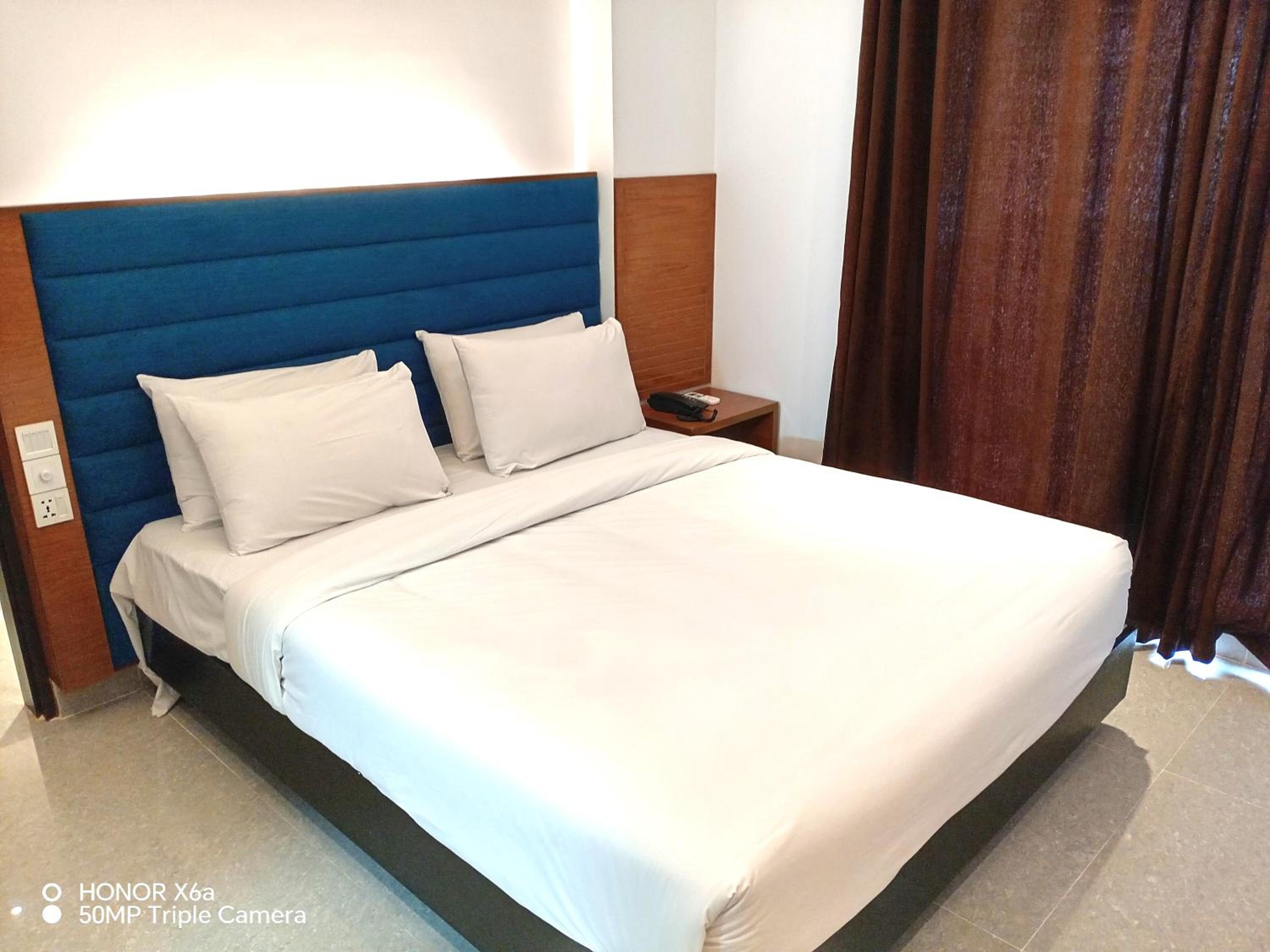 Family Two-Bedroom Apartment With View photo 1