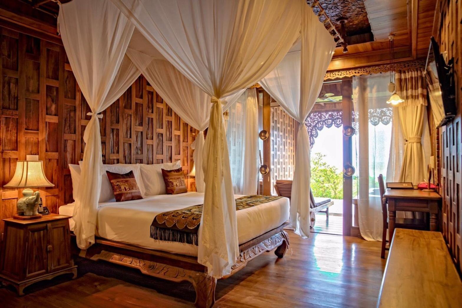 Pool Suite Sea View with FREE THB 1,000 Net Resort Credit per Night - Photo 3