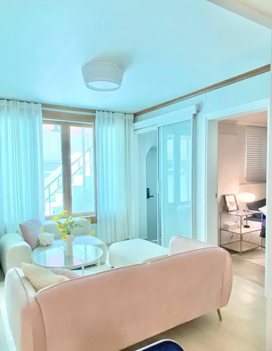 Three-Bedroom Apartment photo 1