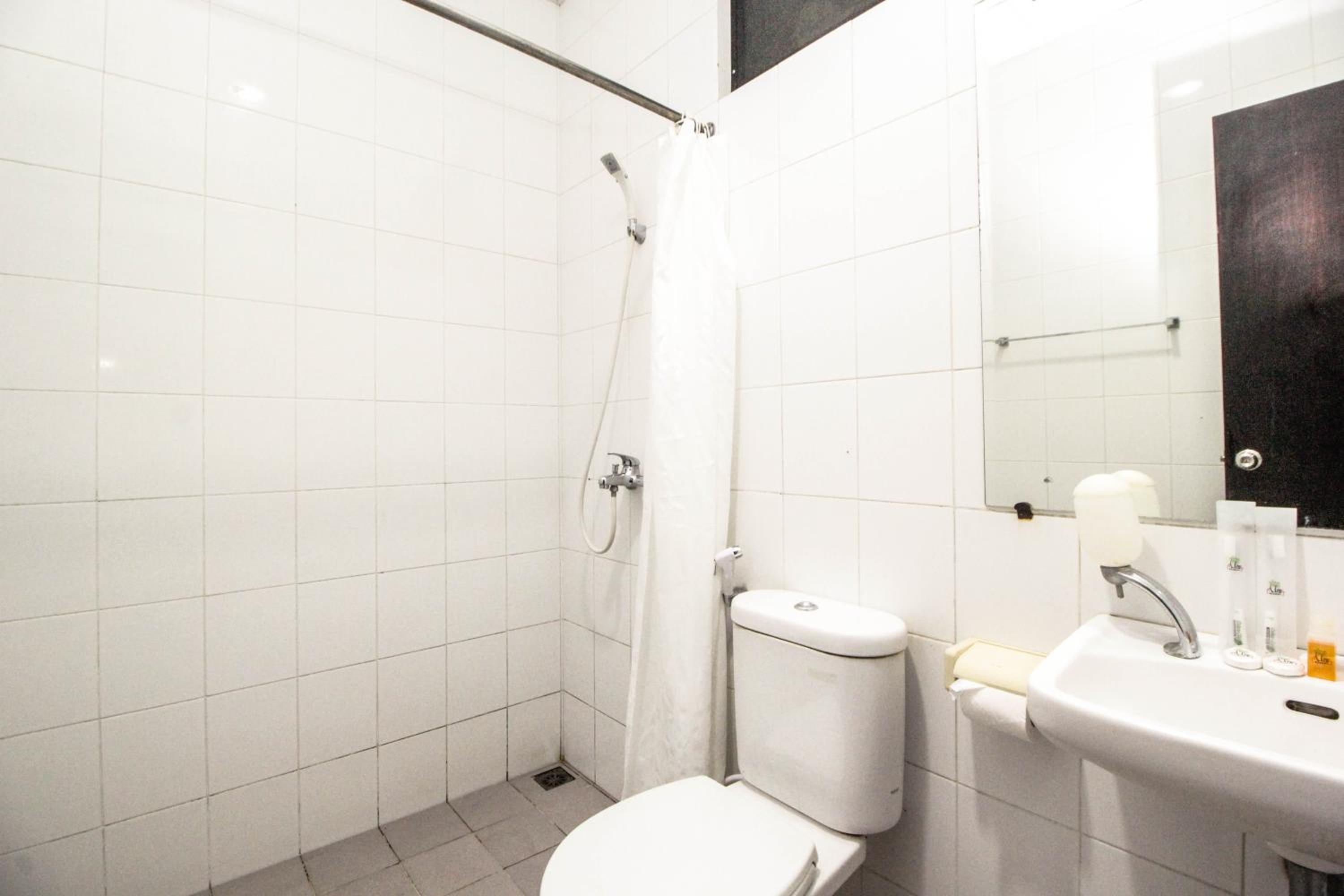 Deluxe Double or Twin Room with Sea View - Photo 6