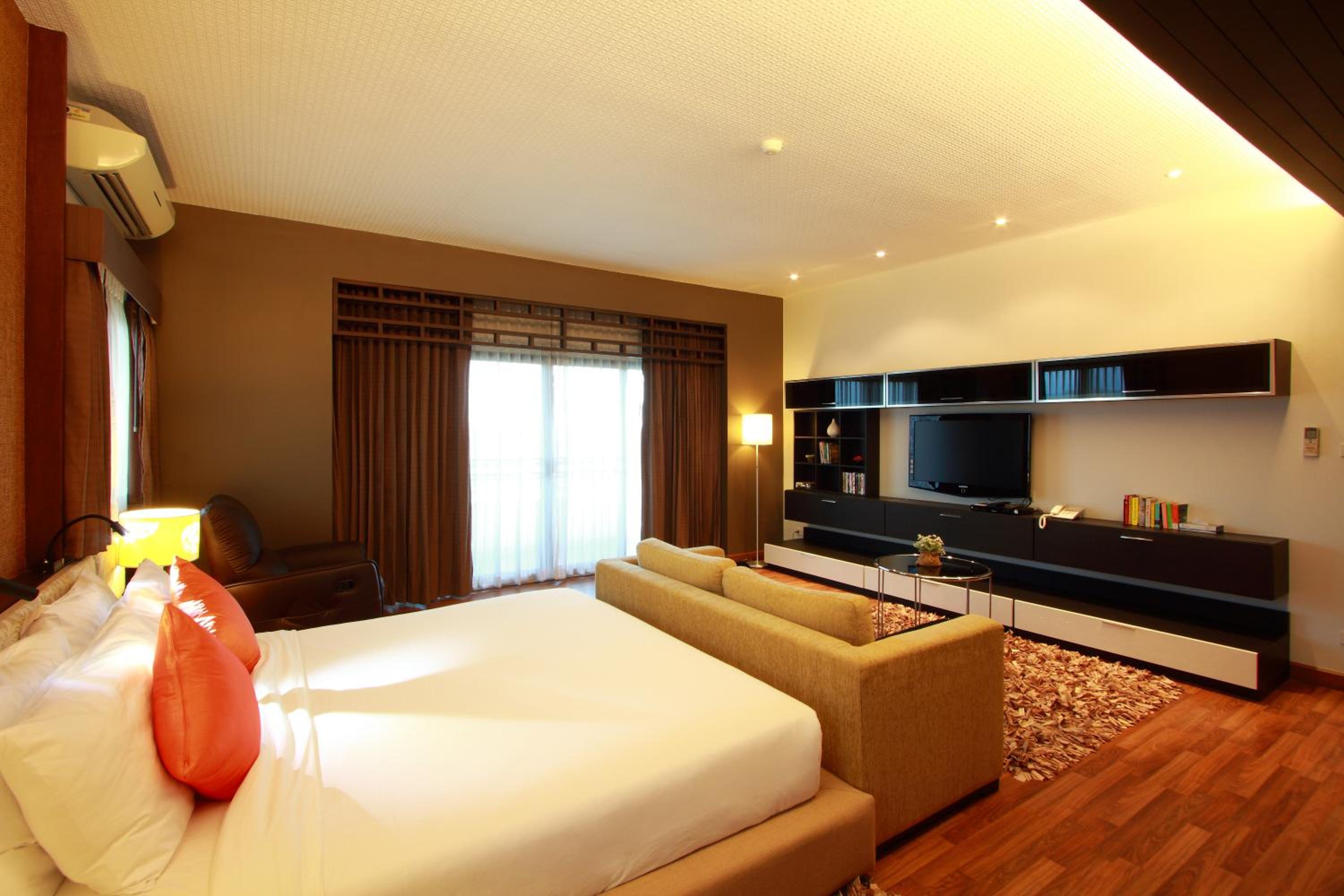 Penthouse Apartment photo 2