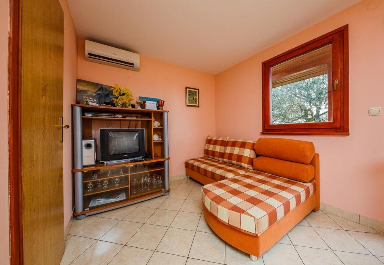 One-Bedroom Vacation Home