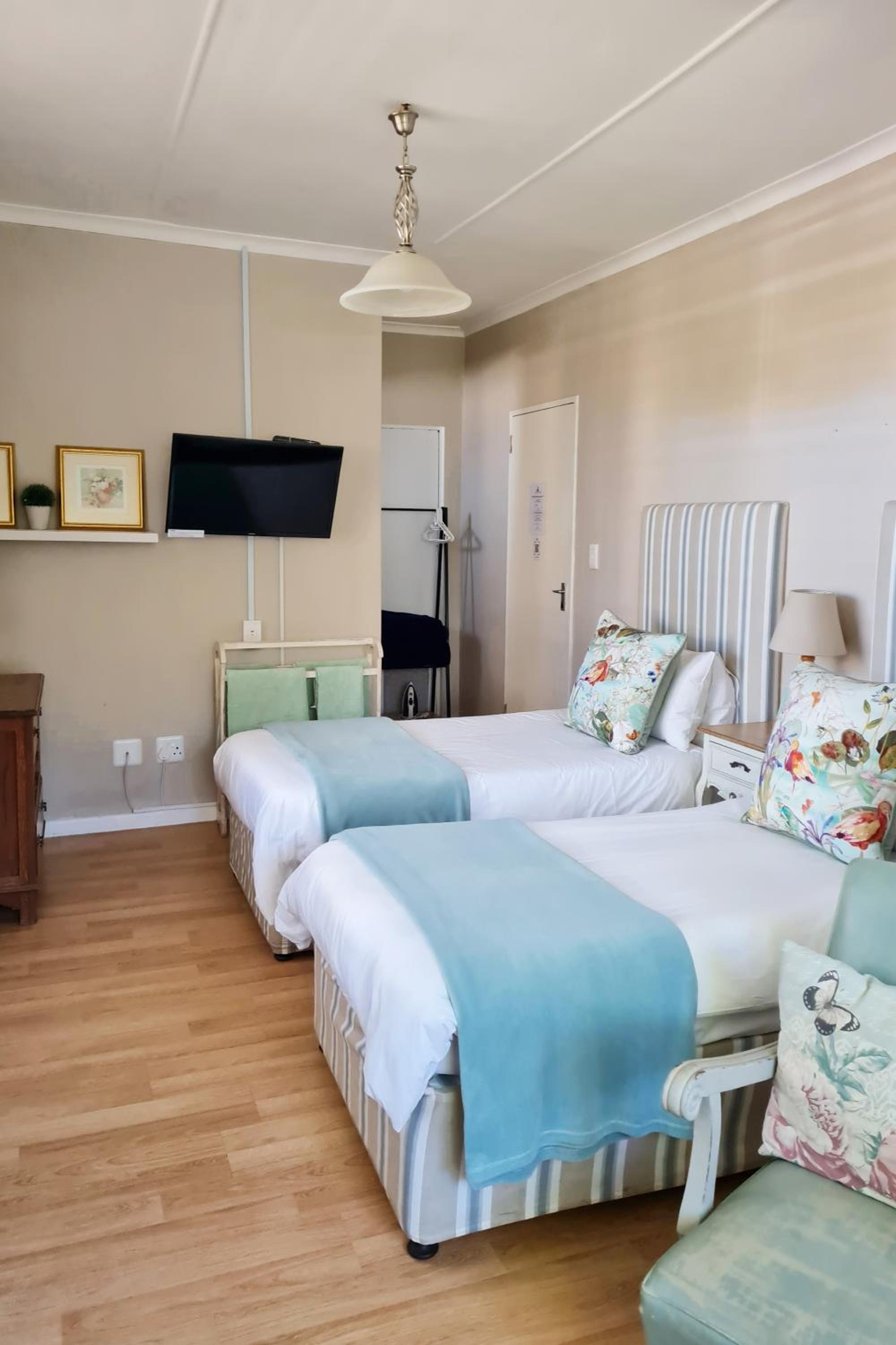 Twin Room photo 2
