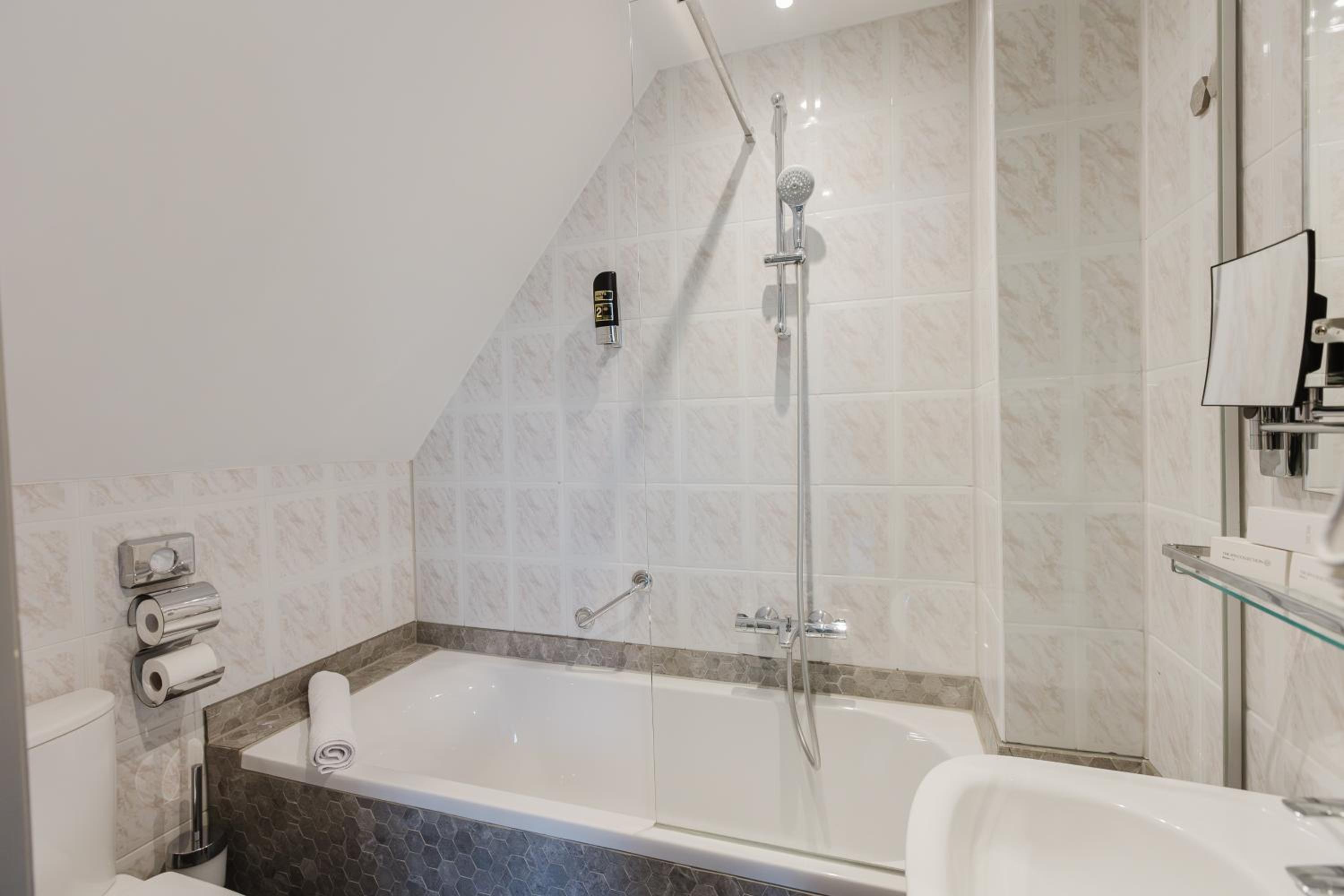 Classic Double Room - Photo 3