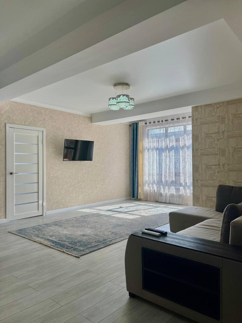 Apartment With View And Balcony photo 1