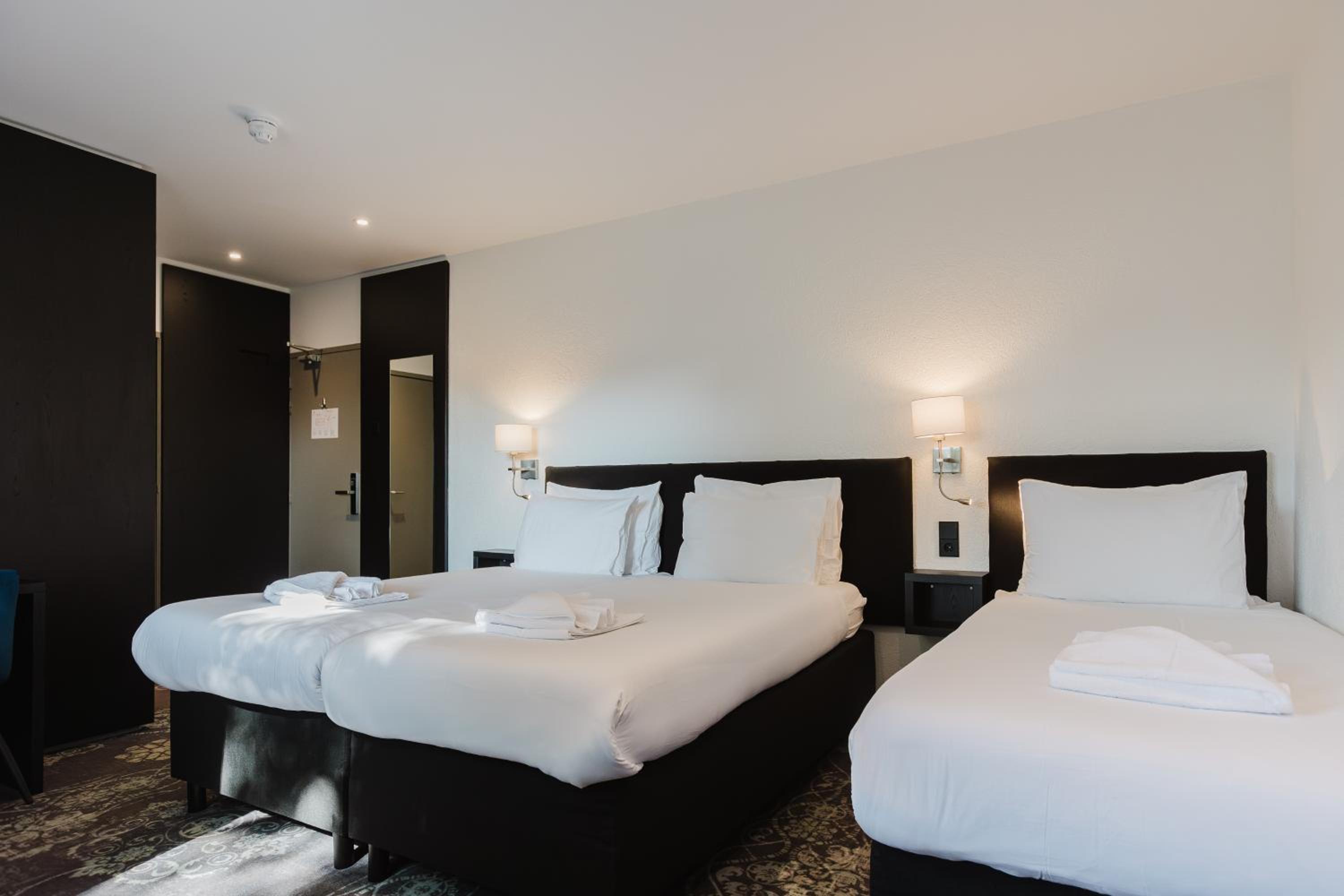 Classic Triple Room - Photo 3