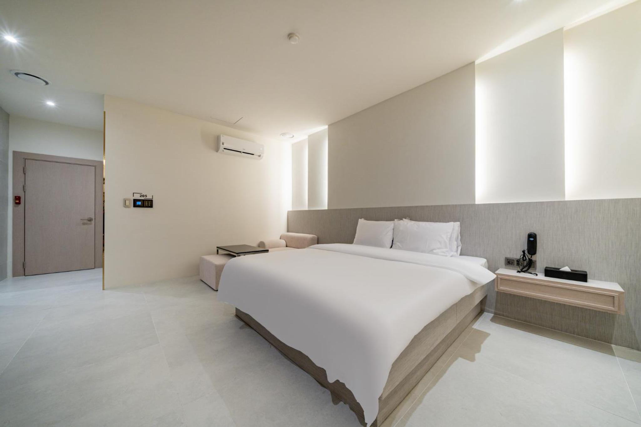 Junior Suite - Photo 18