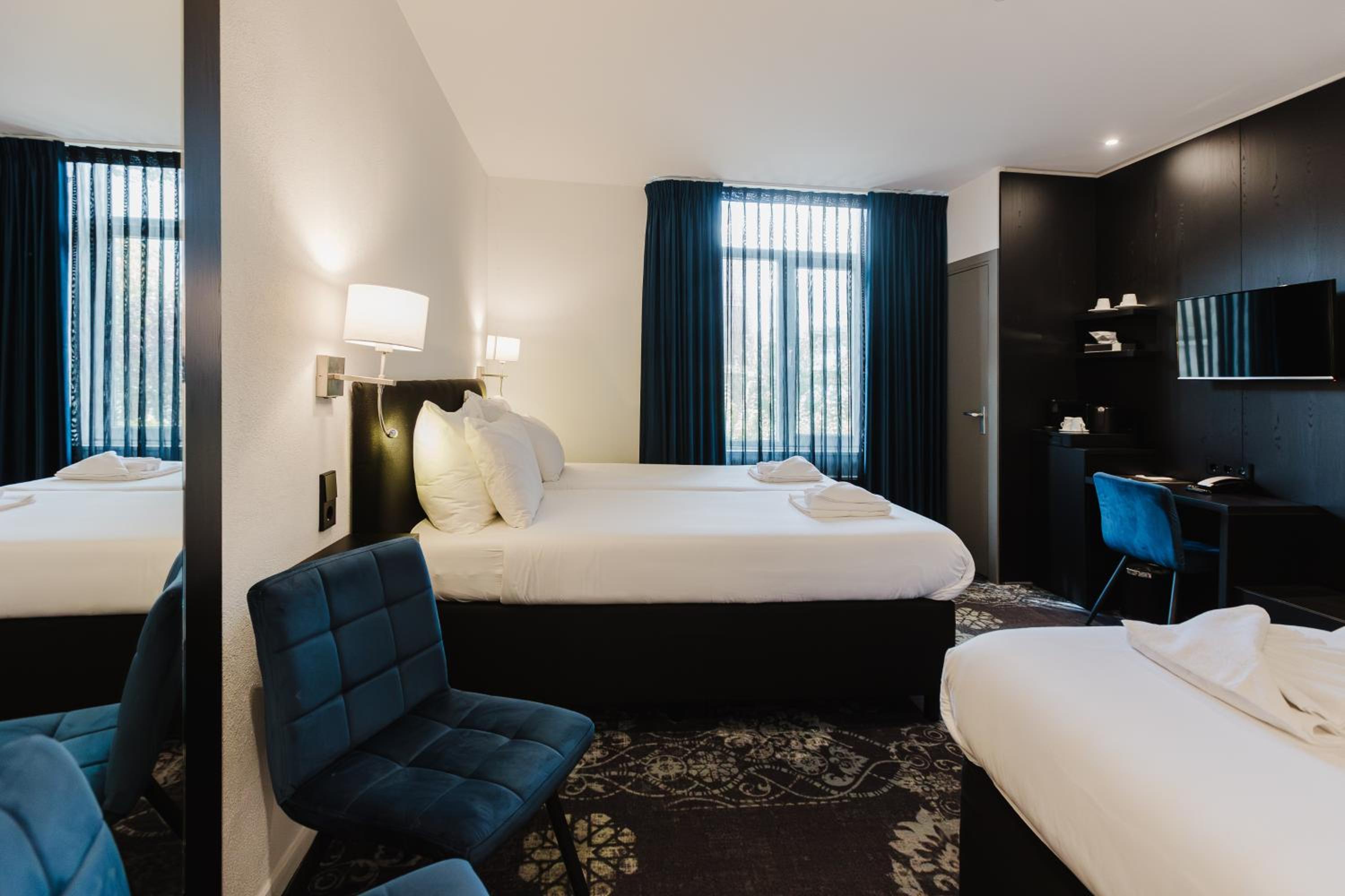 Classic Quadruple Room - Photo 4
