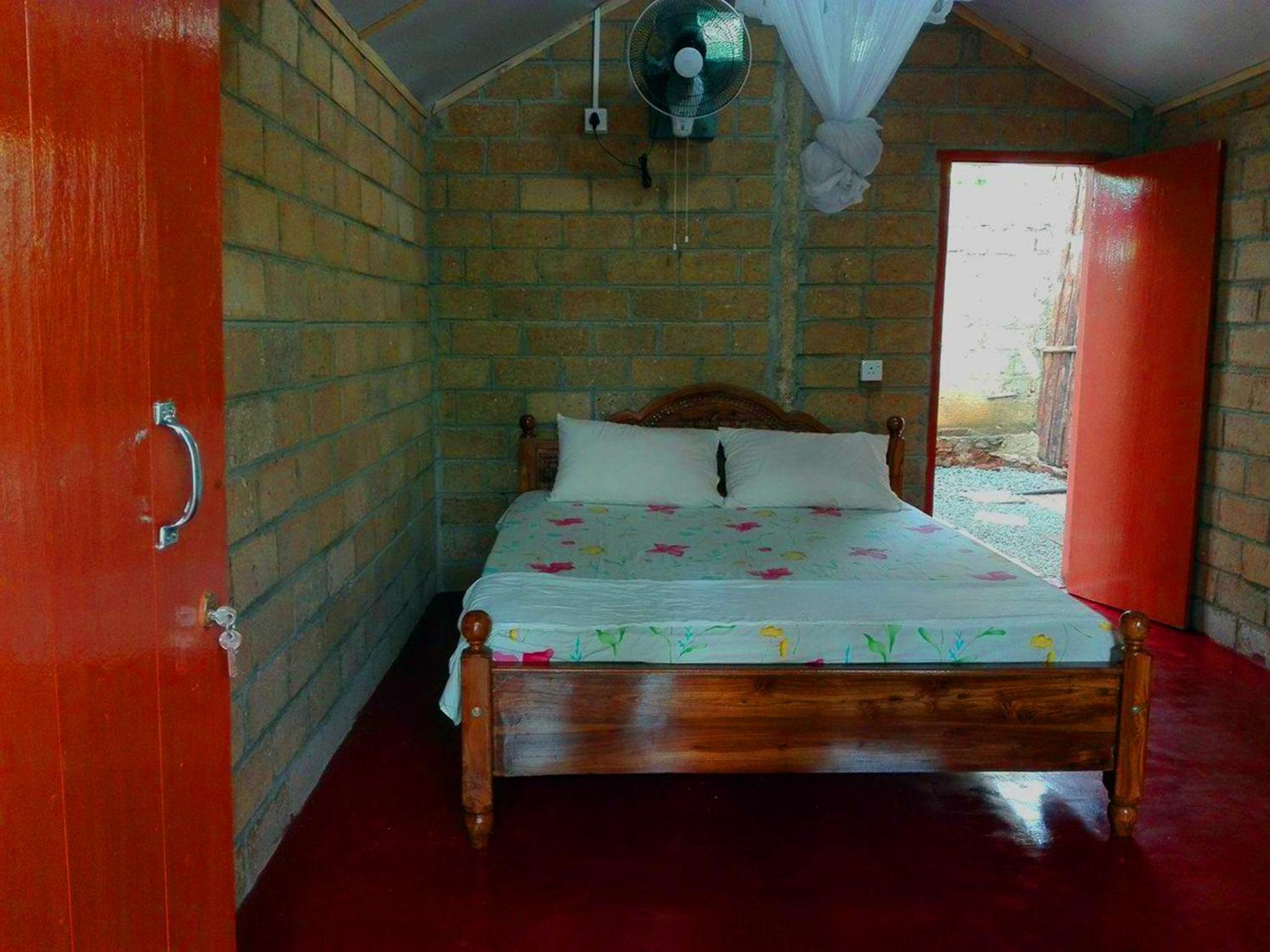 Double Room With Private External Bathroom