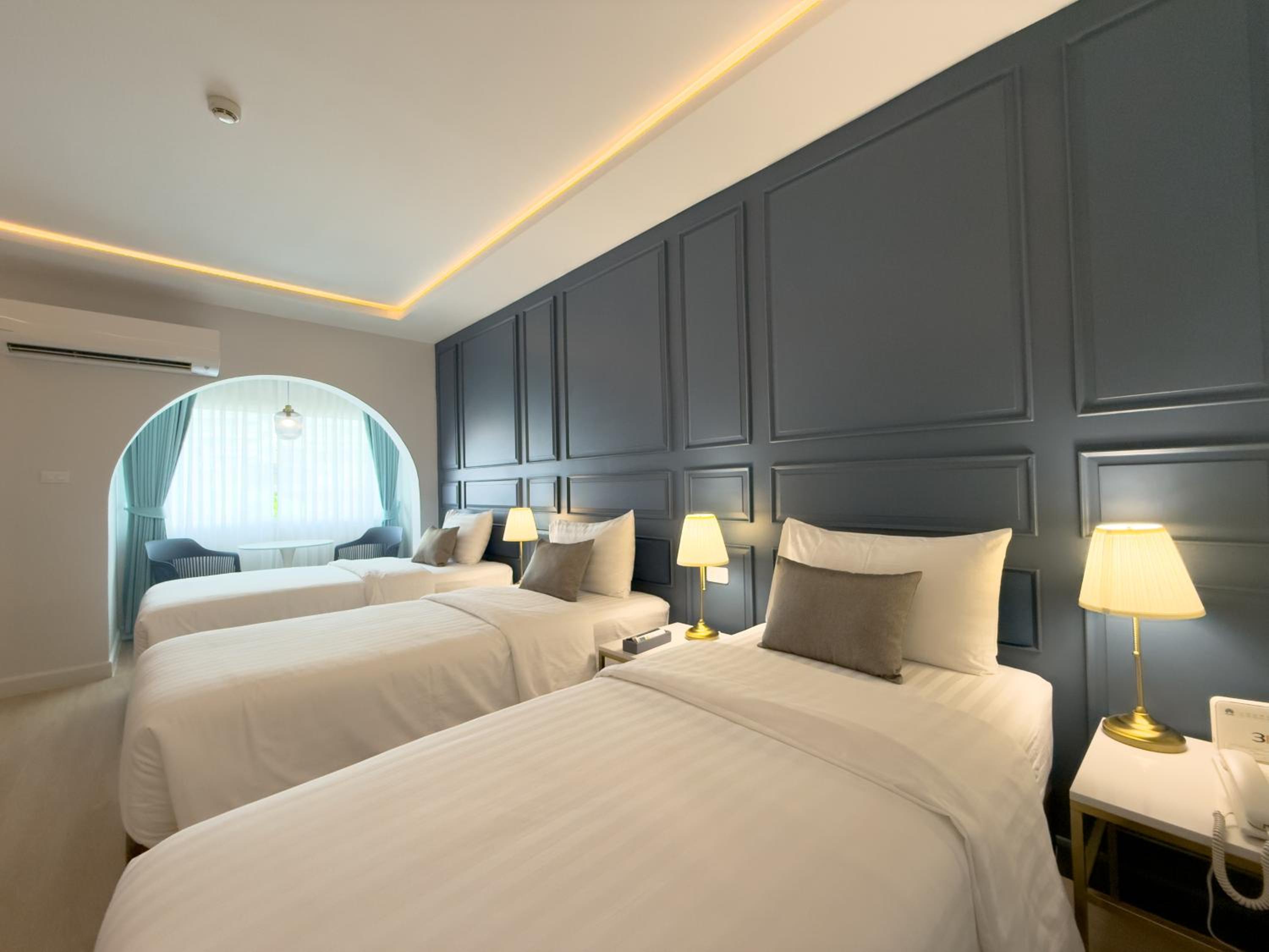 Triple Room with Bathroom photo 2