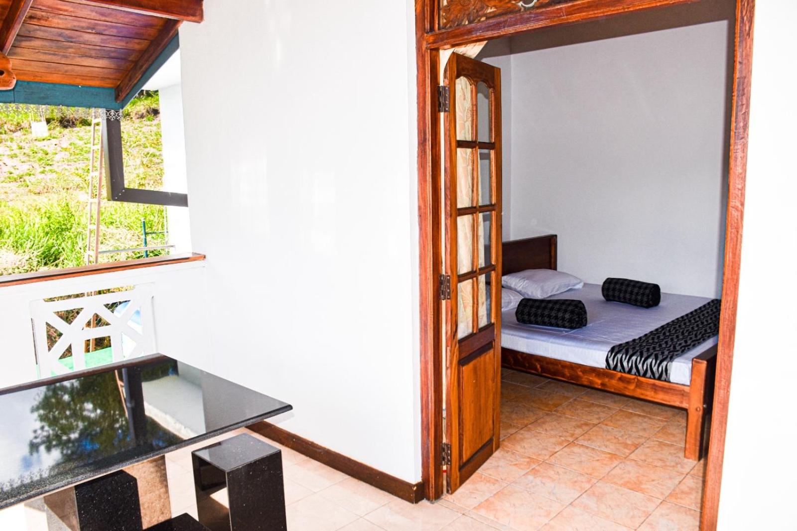 Deluxe Double Room With Balcony photo 1