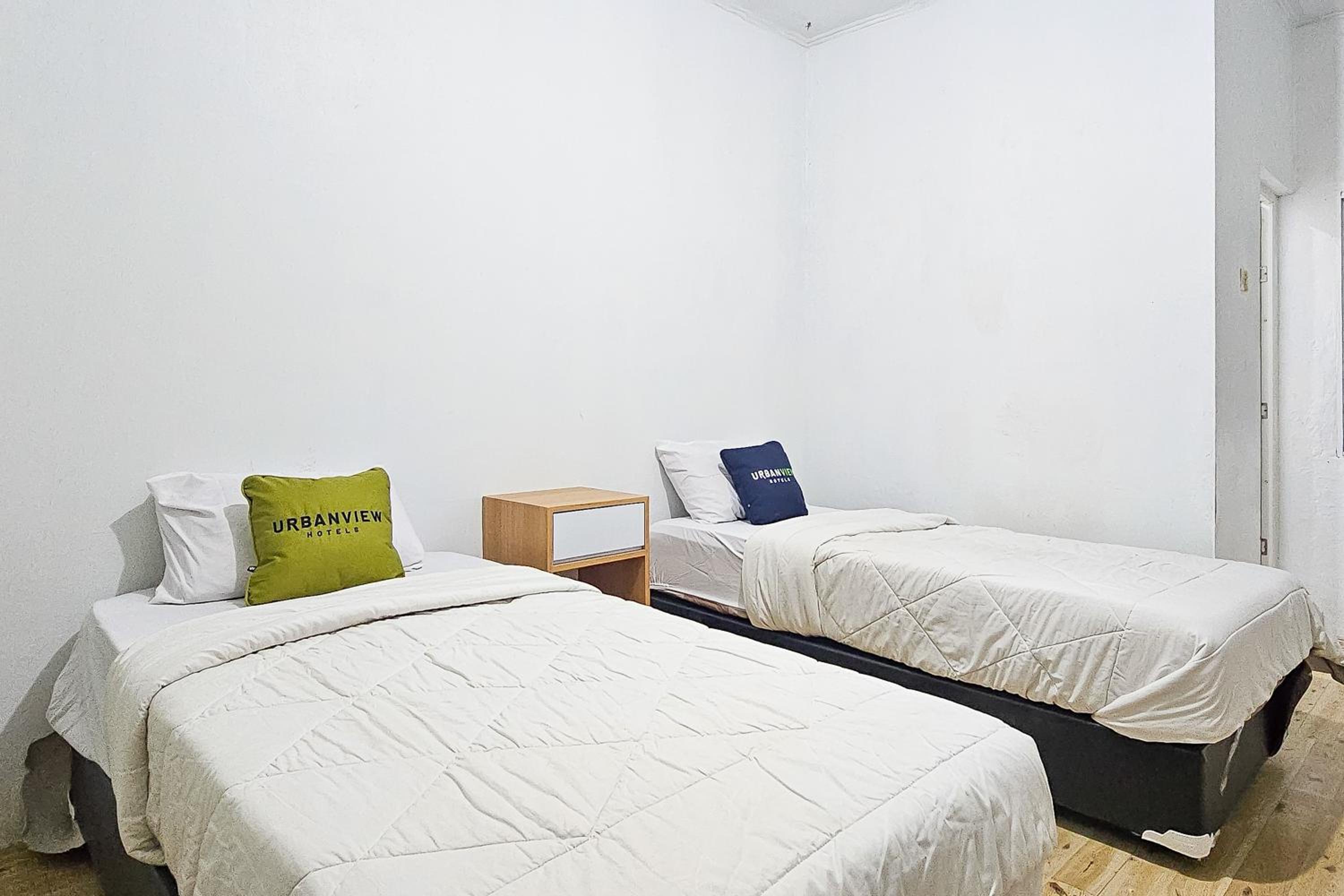 Deluxe Twin Room - Photo 1