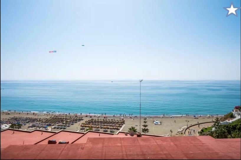 Apartment with Sea View - Photo 3