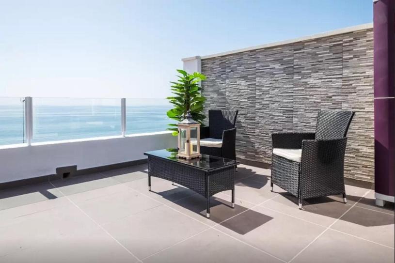 Apartment with Sea View - Photo 14