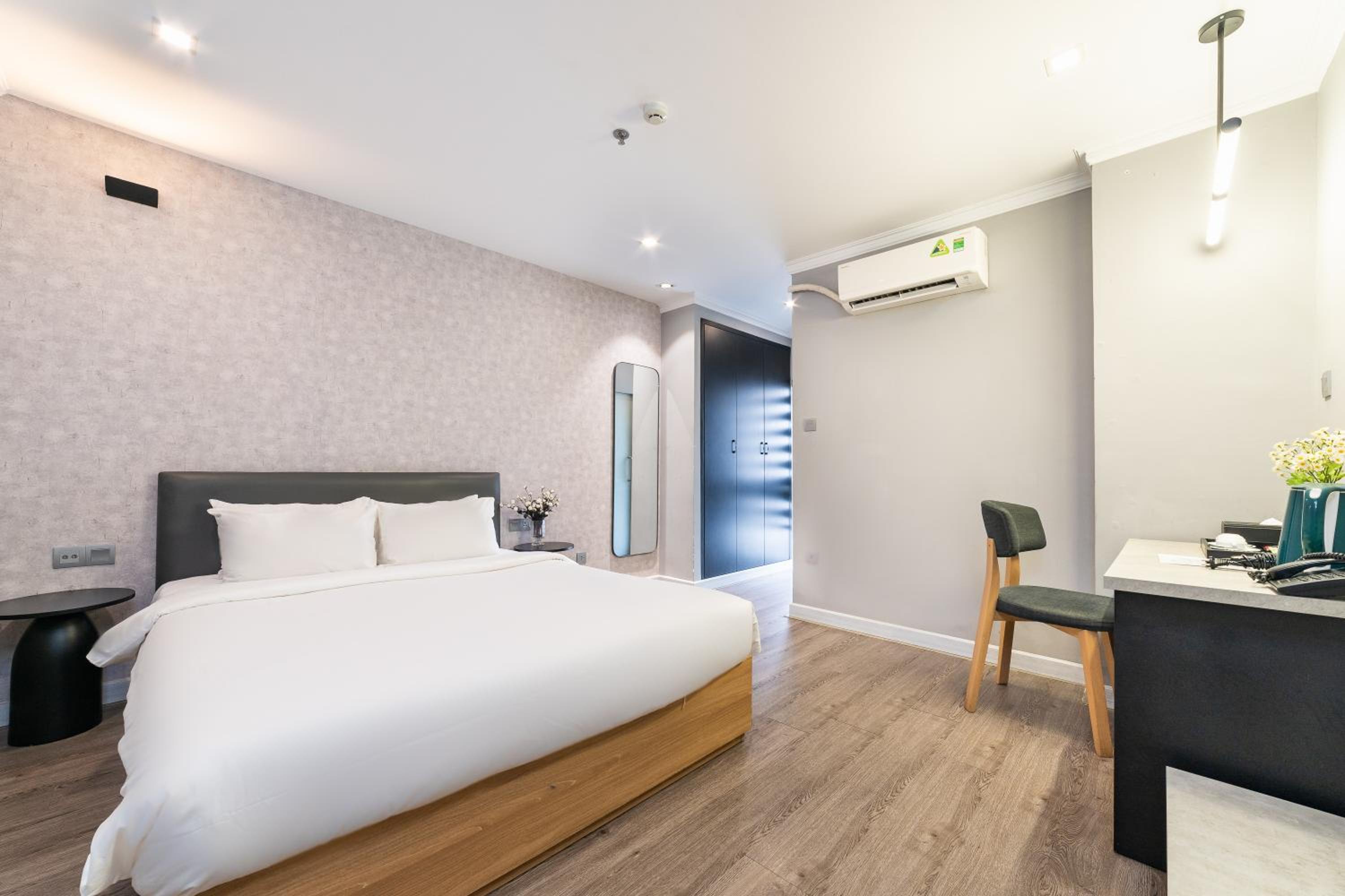 Deluxe Double Room with Balcony