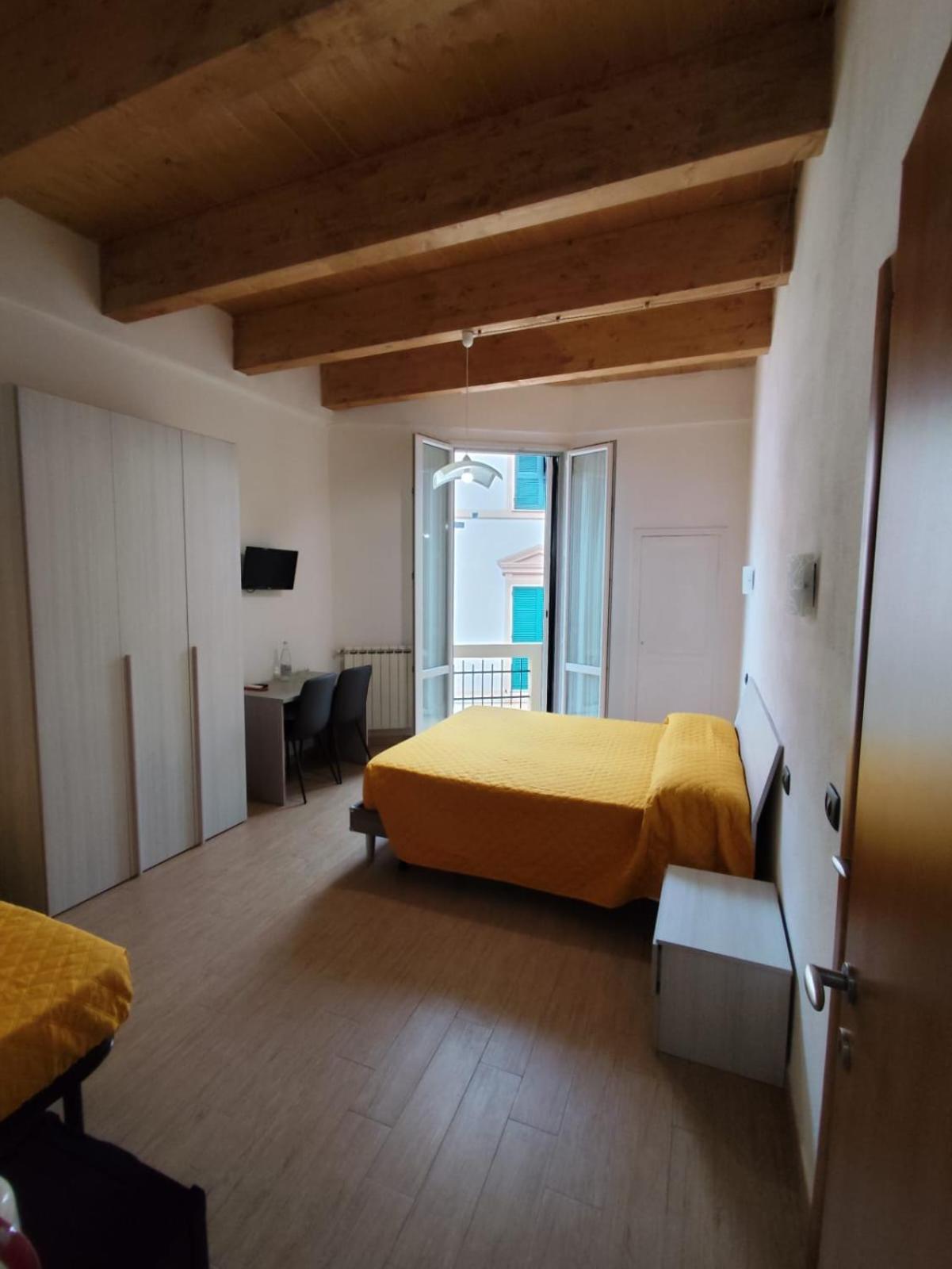 Triple Room with Balcony