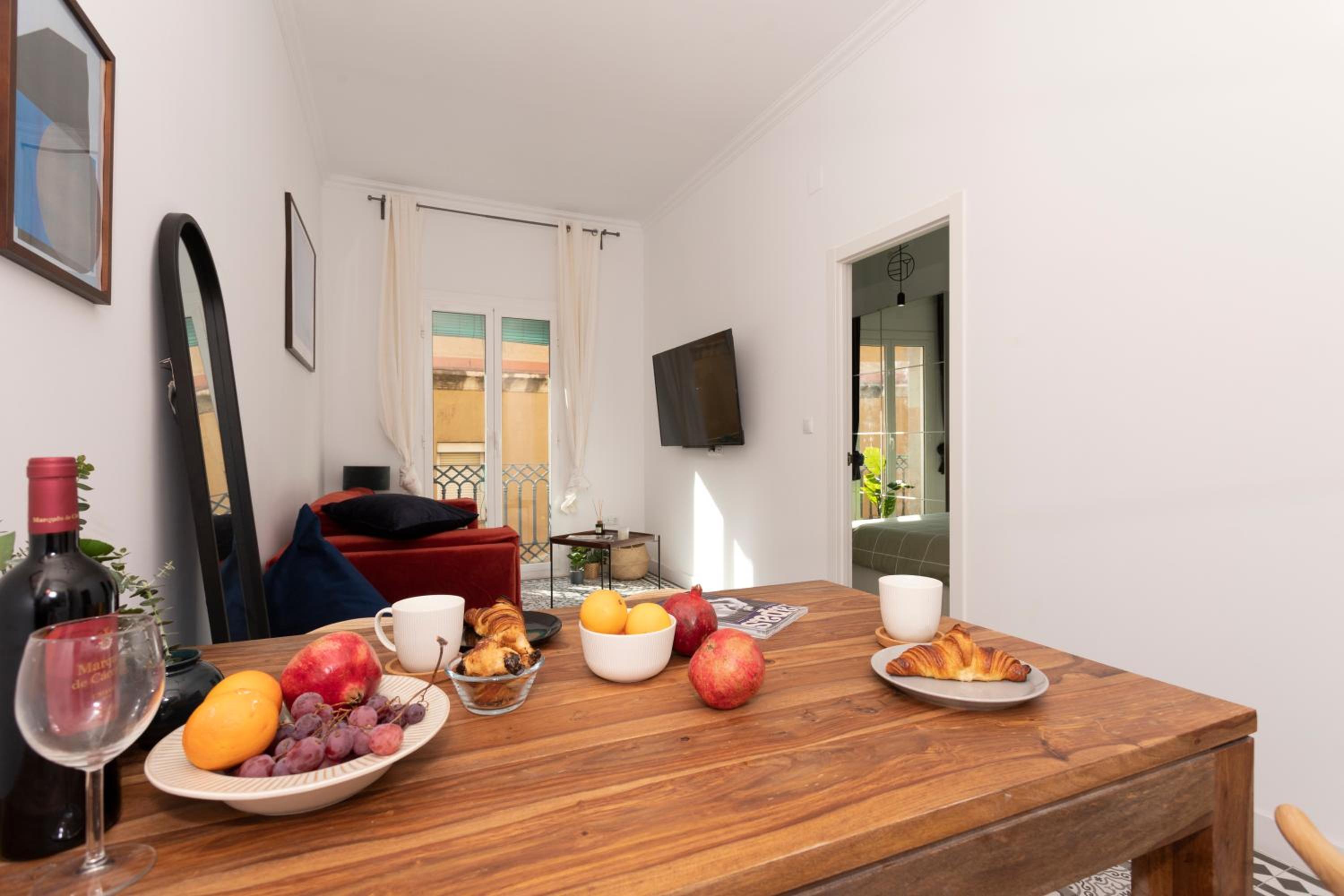 Two-Bedroom Apartment With Balcony photo 2