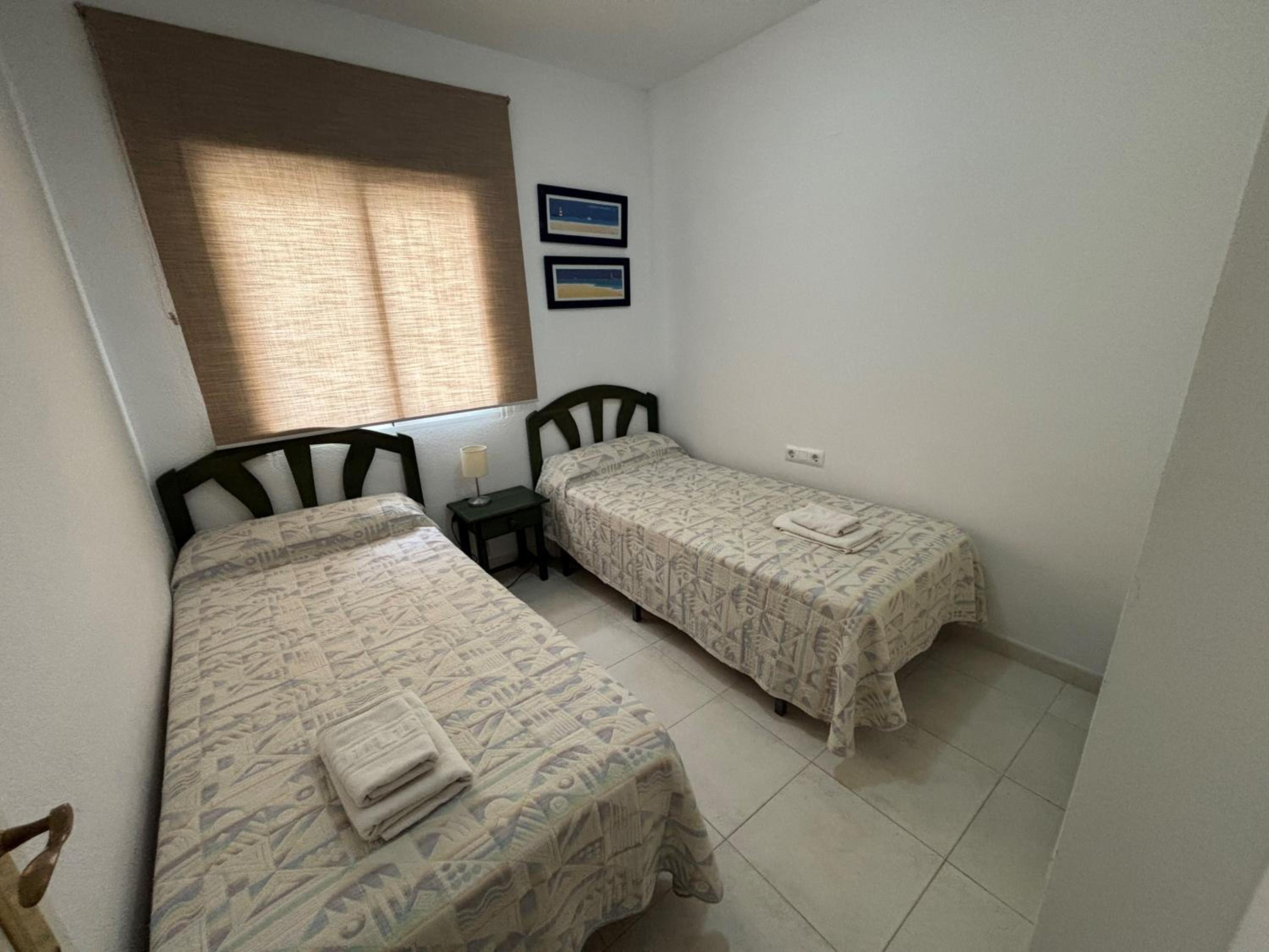Apartamento de Dos Habitaciones con Terraza