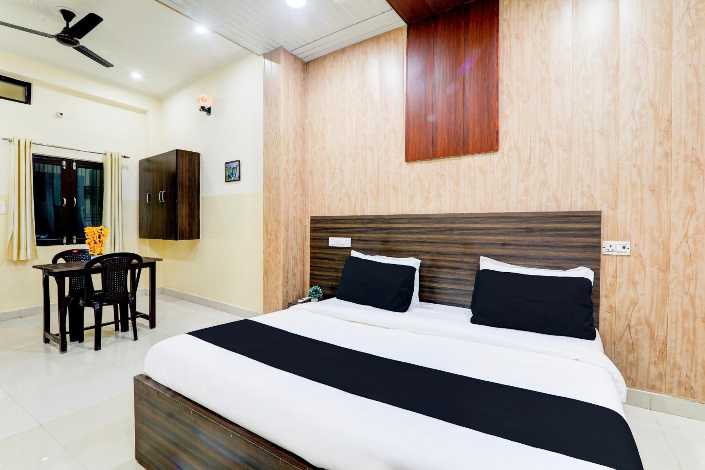 Classic Triple Room