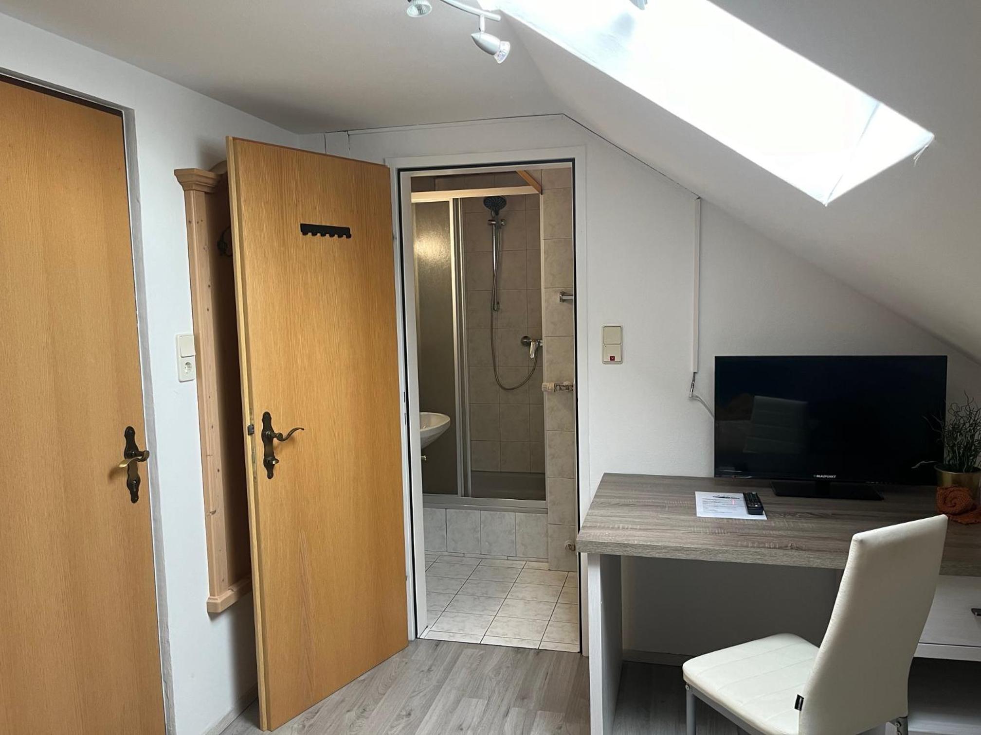 Single Room photo 1