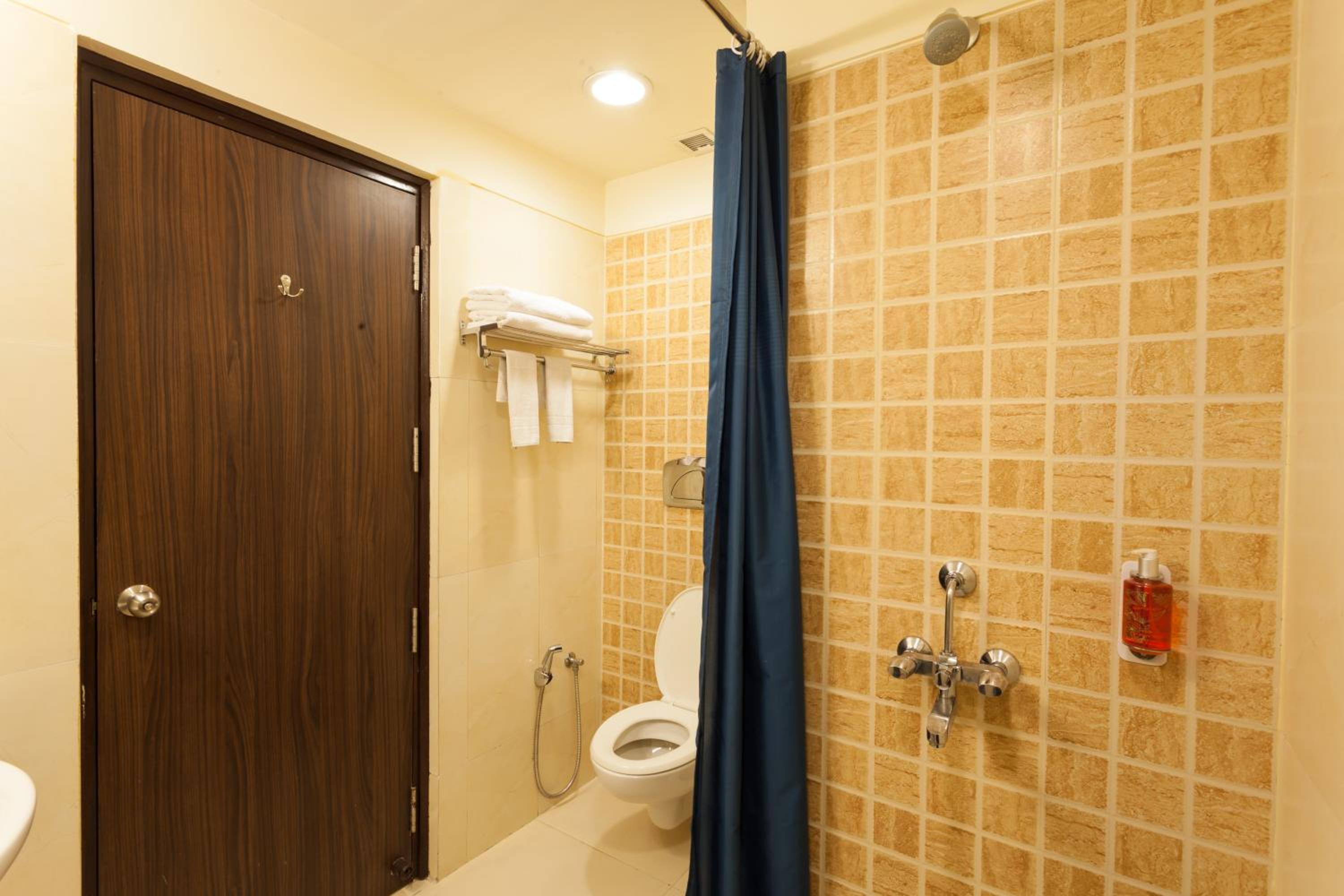 Queen Room - Photo 4