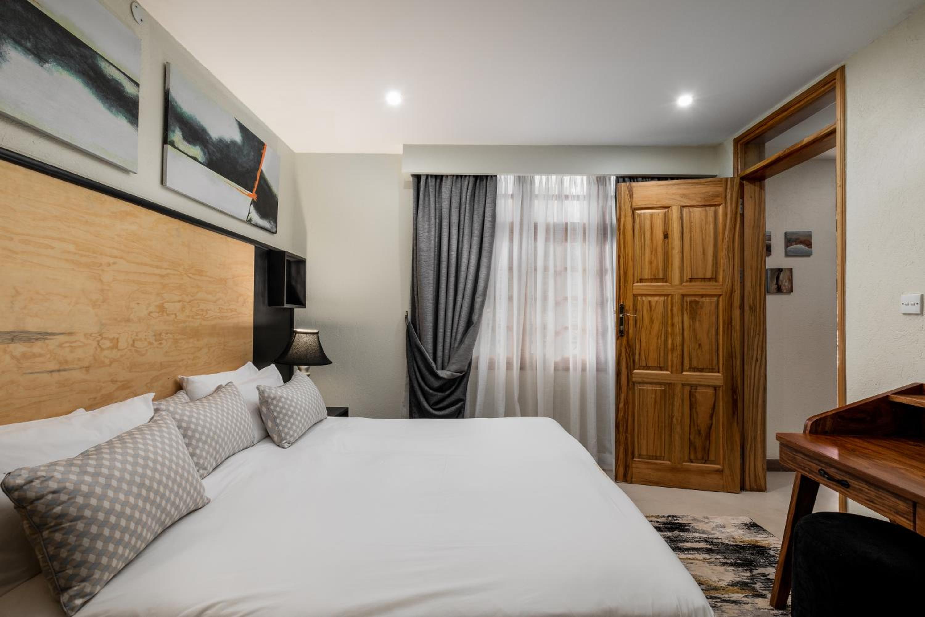 One-Bedroom Suite