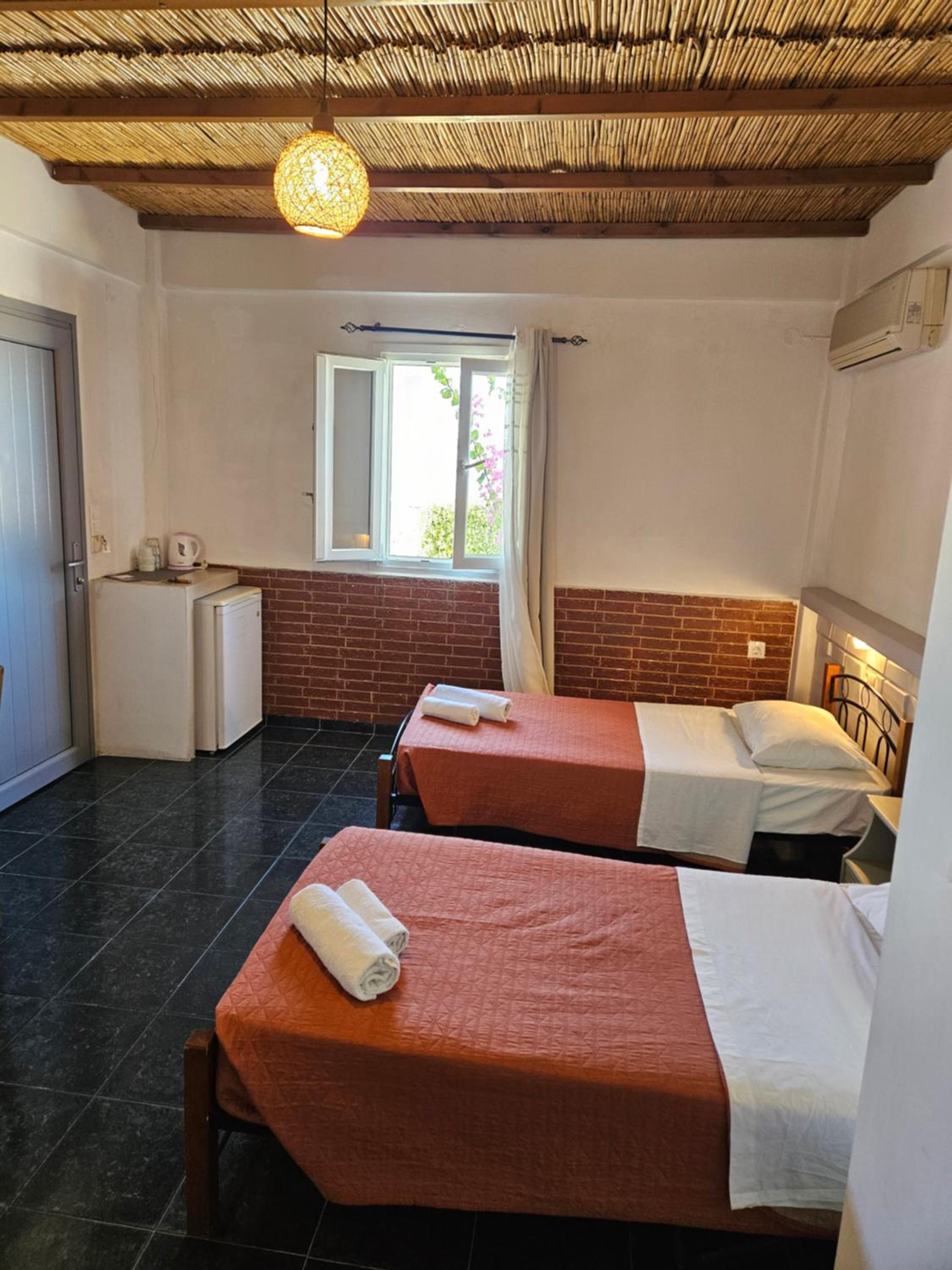 Triple Room Private Sunset Sea View