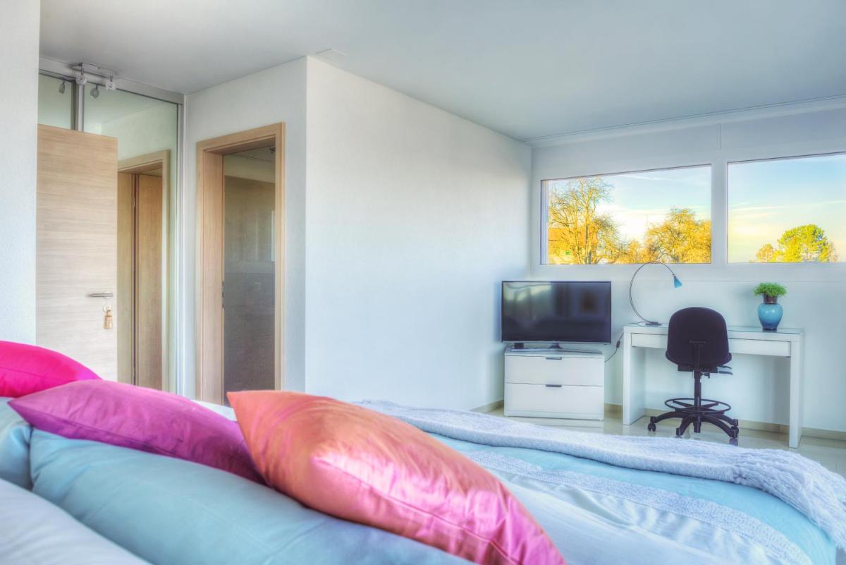 Suite with Lake View photo 1