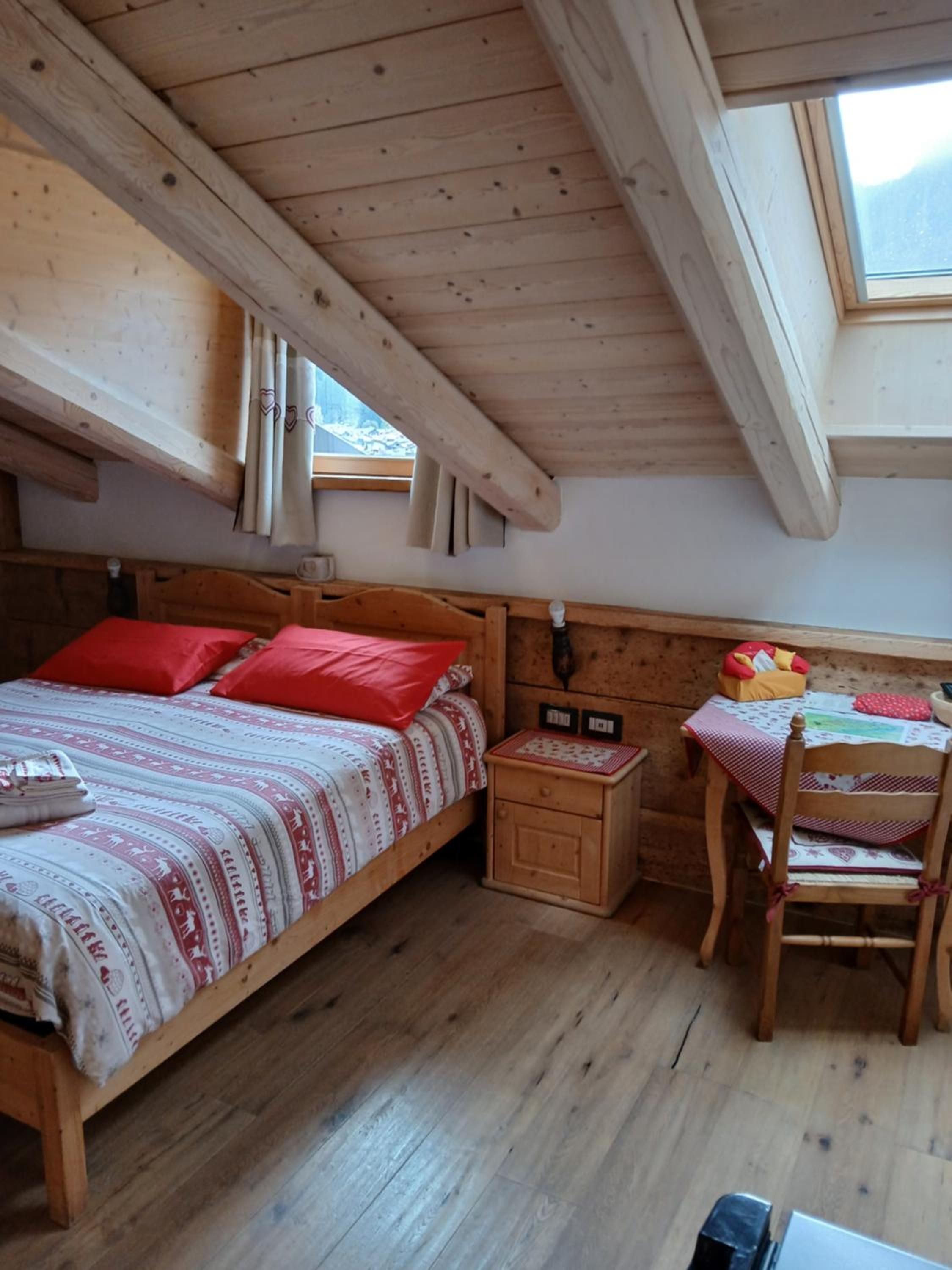 Double or Twin Room with Private Bathroom photo 1