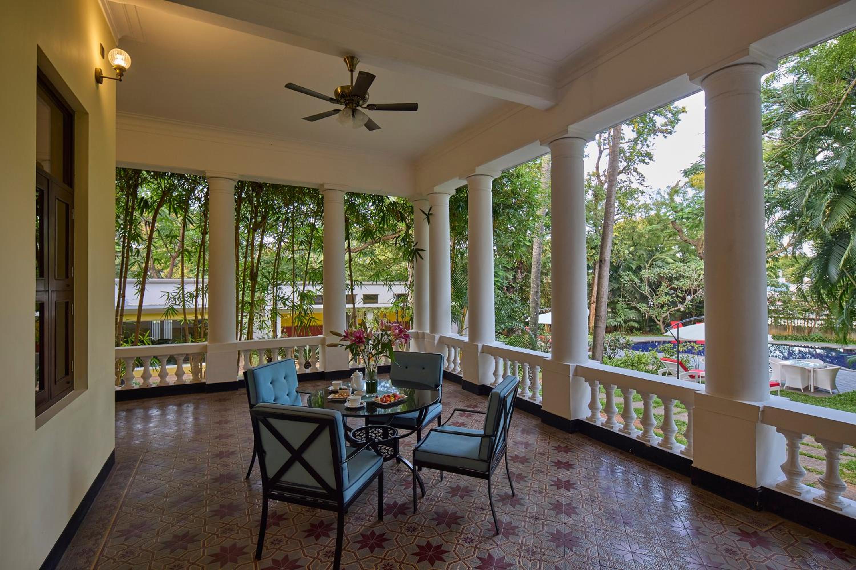 Royal Maharajah Suite with Jacuzzi and Balcony (Complimentary Hi Tea ) - Photo 8
