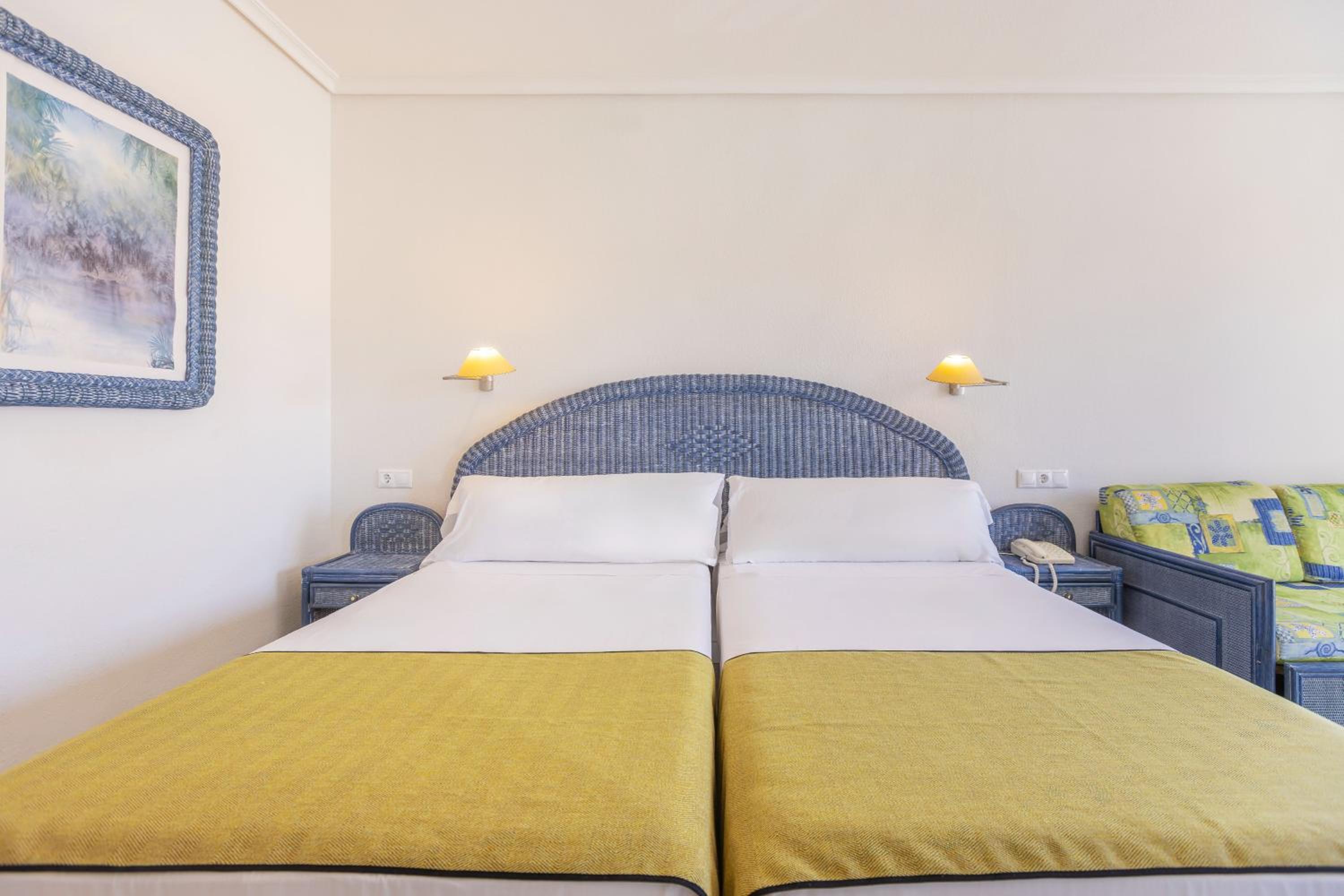 Standard Quadruple Room photo 3