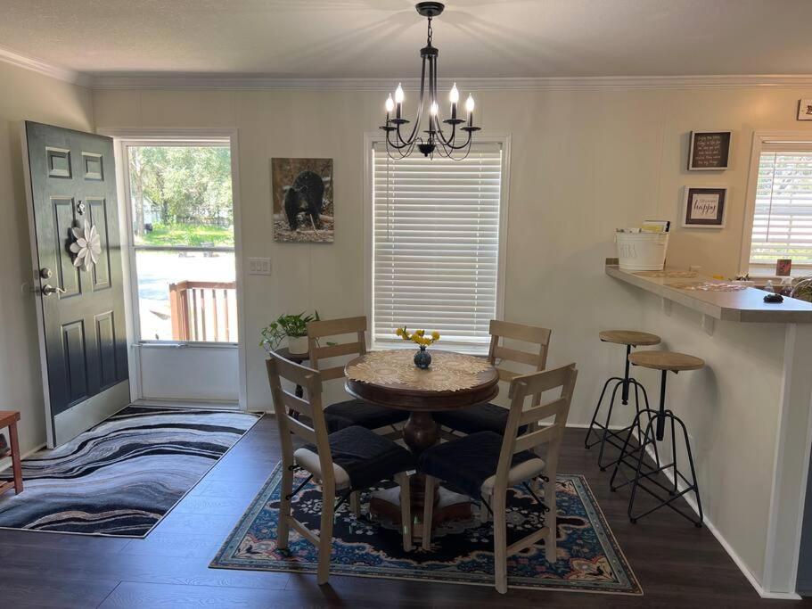 Two-Bedroom House photo 3