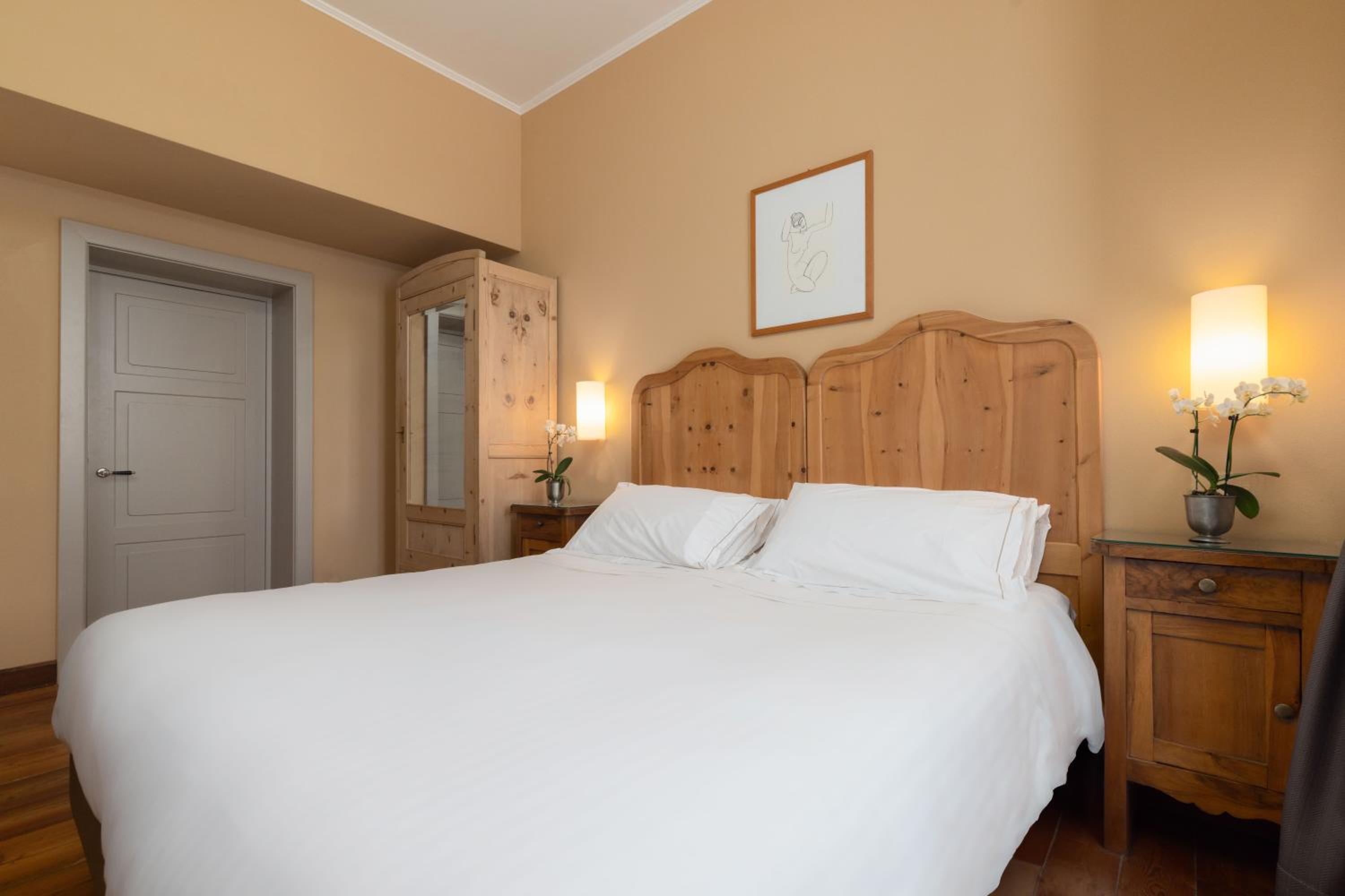 Double Room with Spa Access - Photo 5
