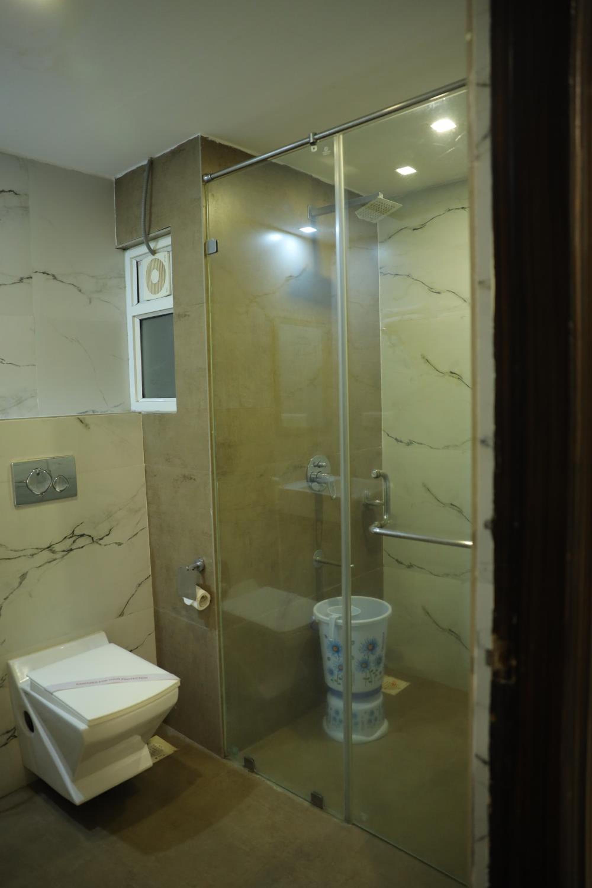 Standard Twin Room photo 2