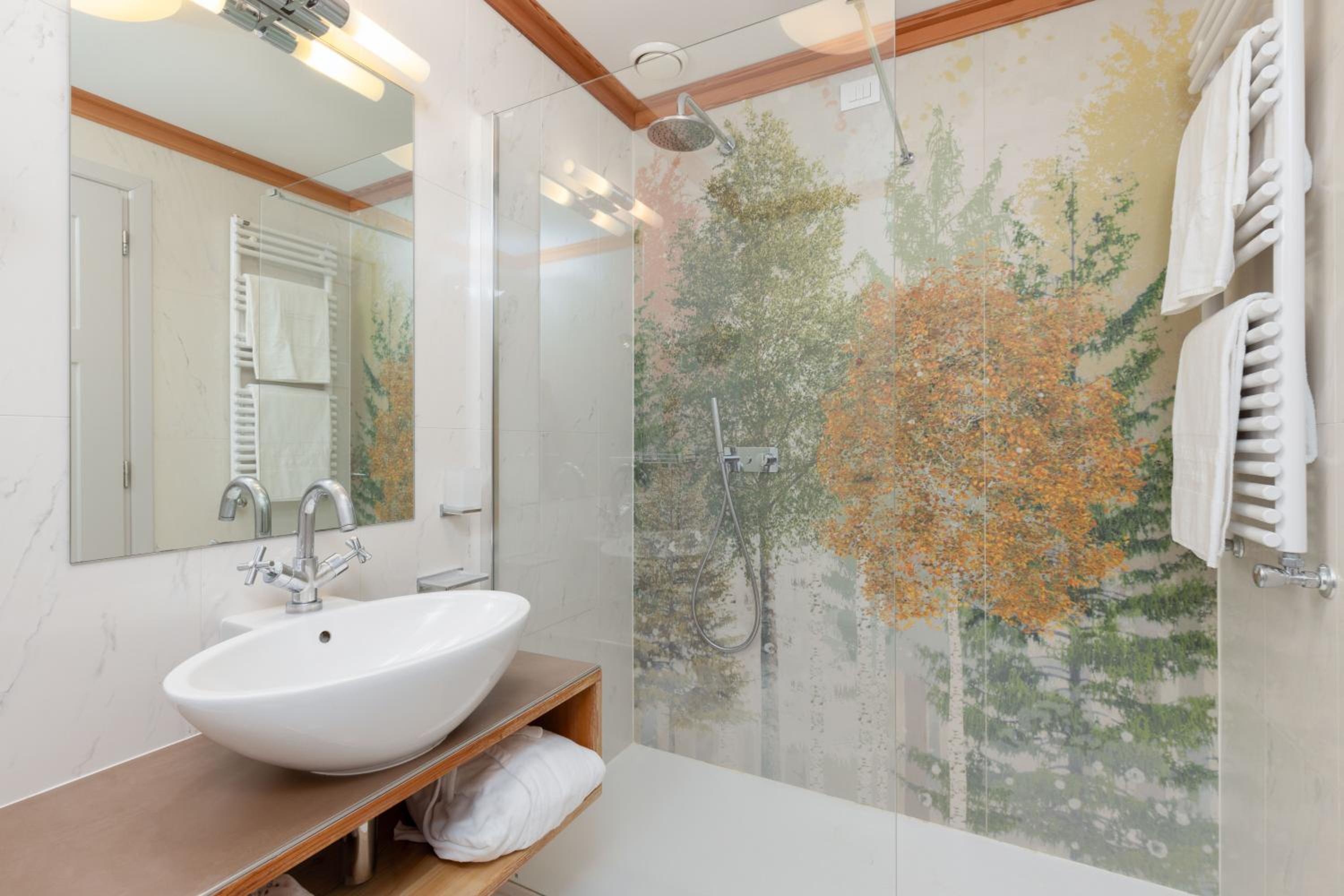 Comfort Double or Twin Room with Balcony and Spa Access - Photo 4