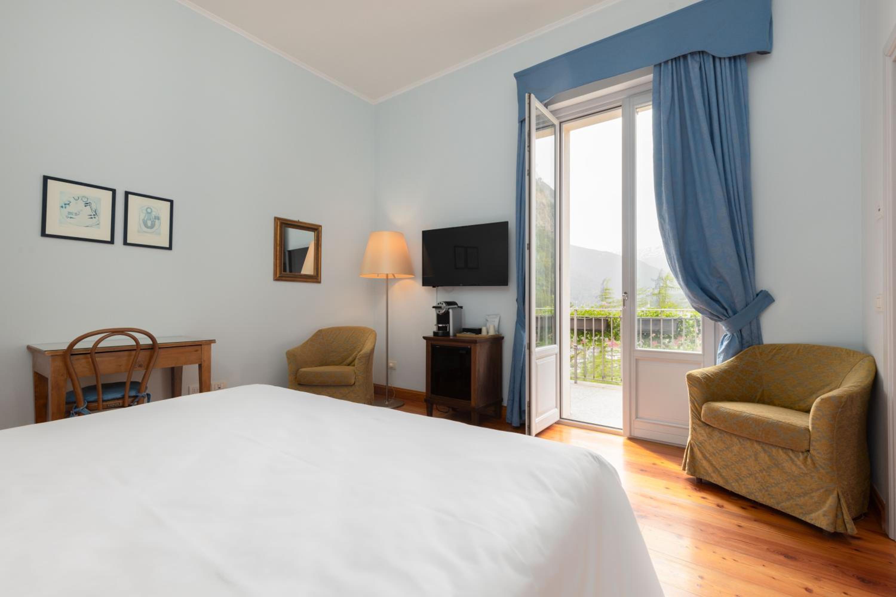 Comfort Double or Twin Room with Balcony and Spa Access - Photo 3