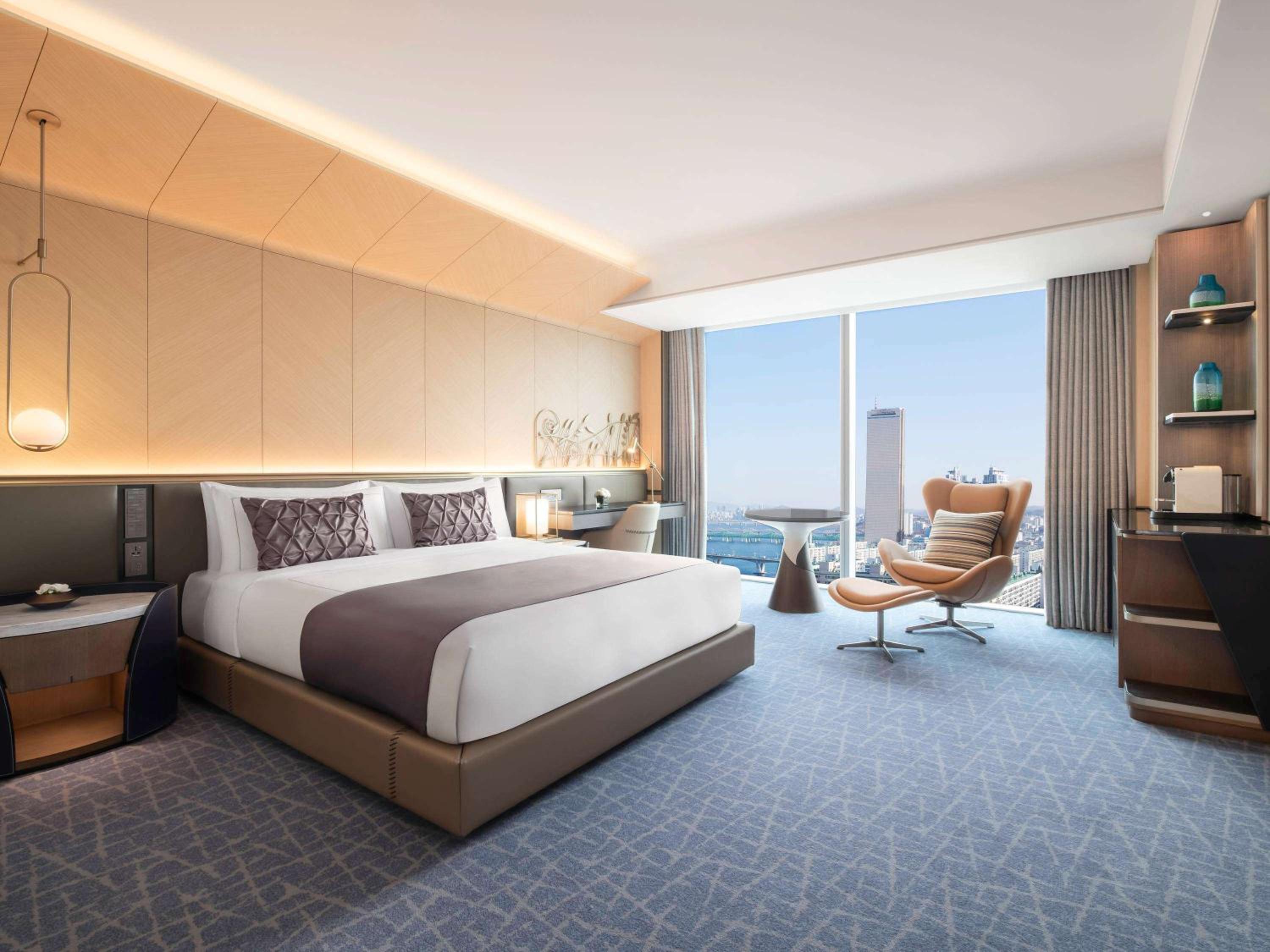 Fairmont Gold King Room - Photo 1
