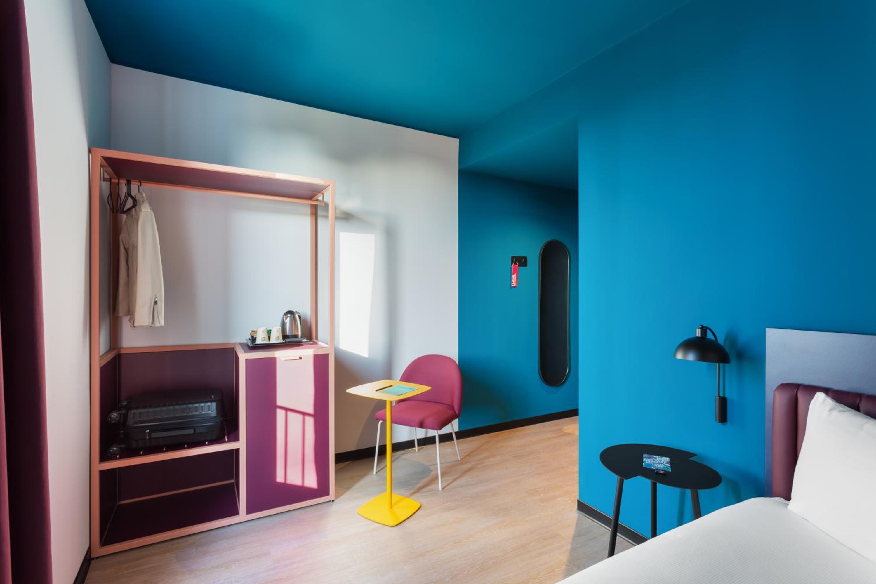 Single Room photo 2