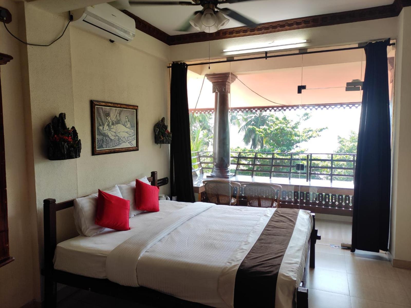 Superior King Room