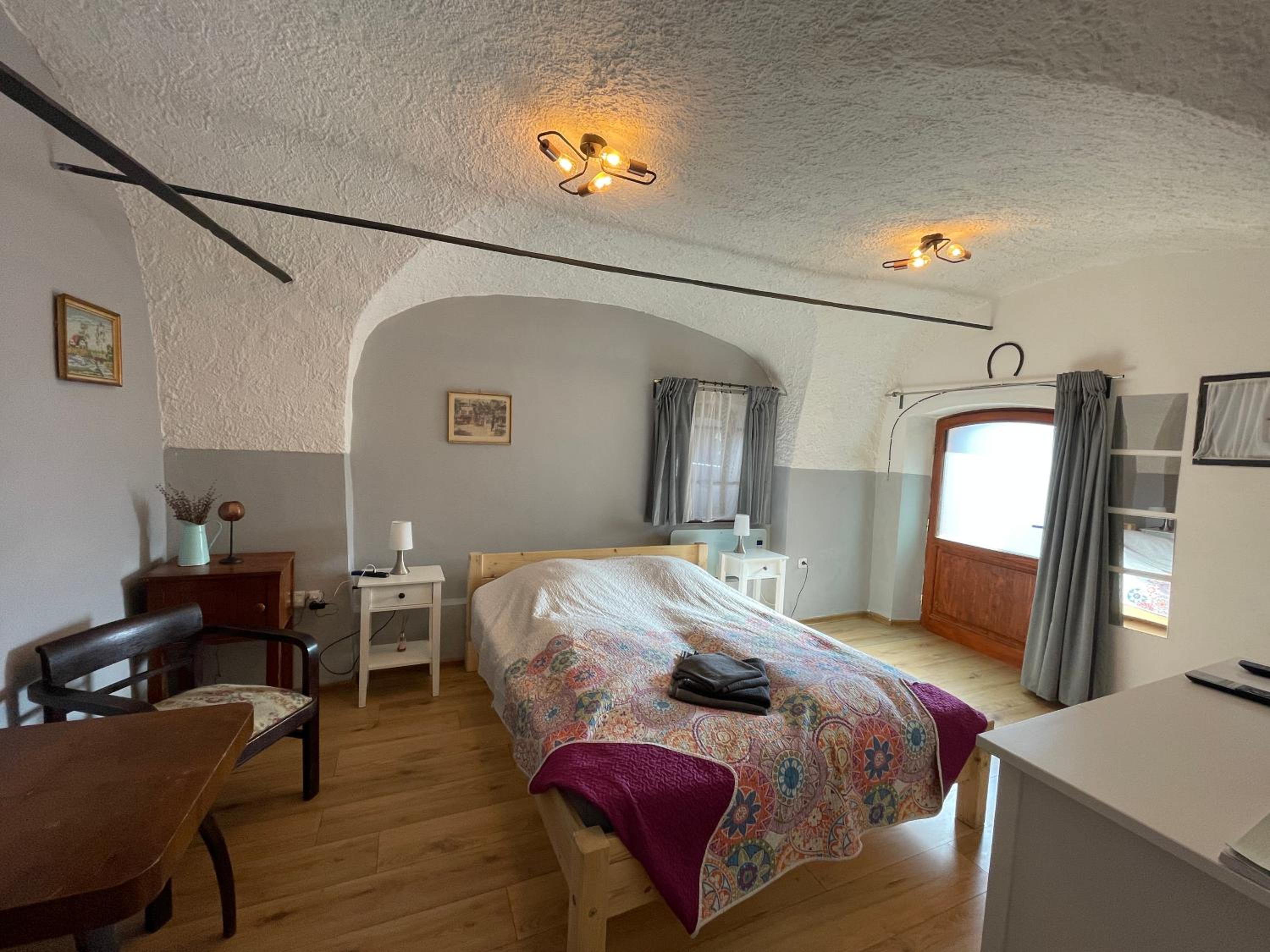 Apartment - Ground Floor photo 3