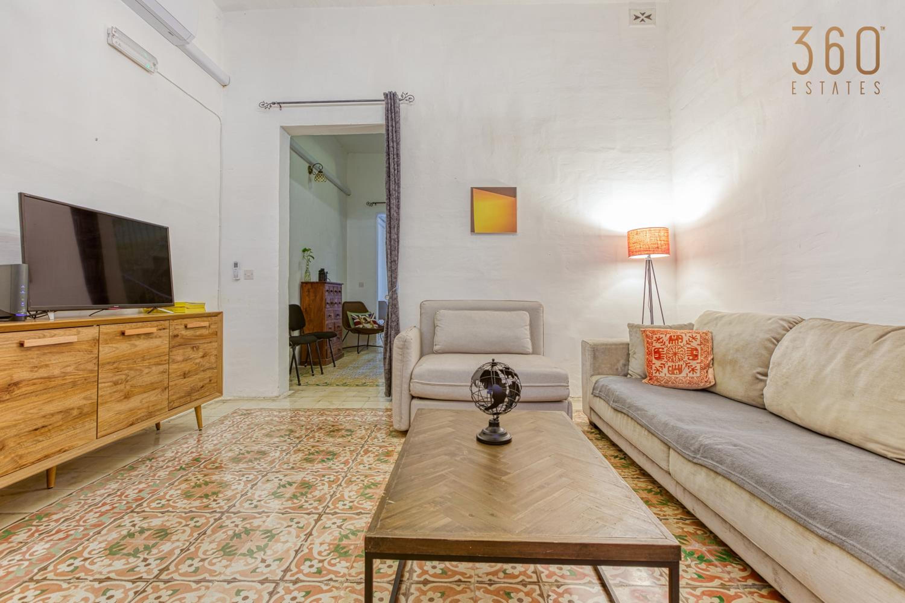 Four-Bedroom Vacation Home photo 1